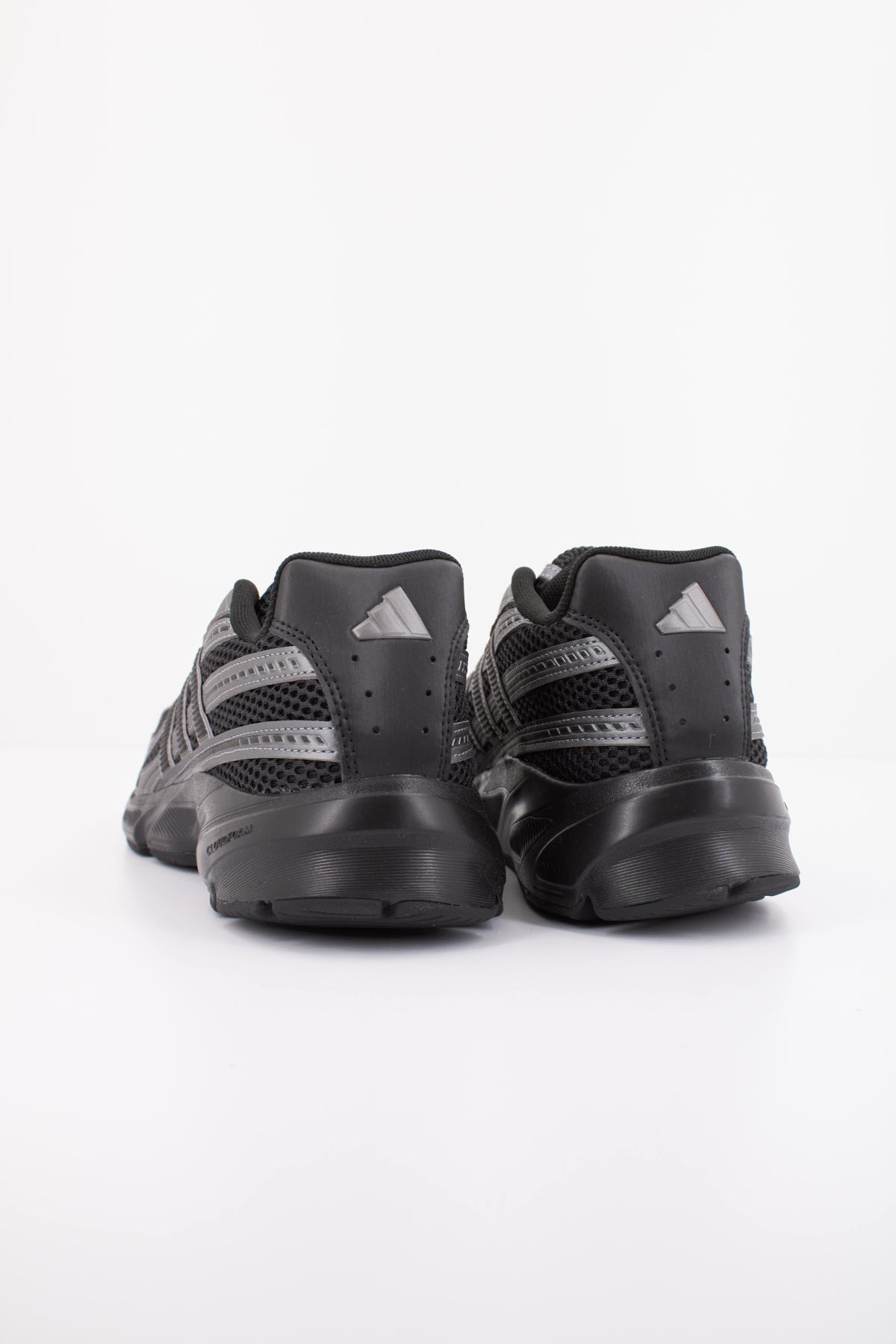 ADIDAS TECHNOCHAOS 2000 en color NEGRO (4)