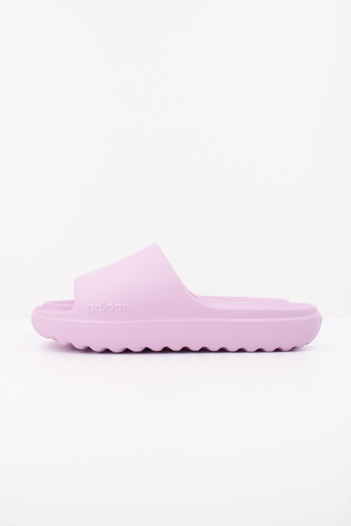 ADIDAS ADILETTE LUMIA en color VIOLETA (1)