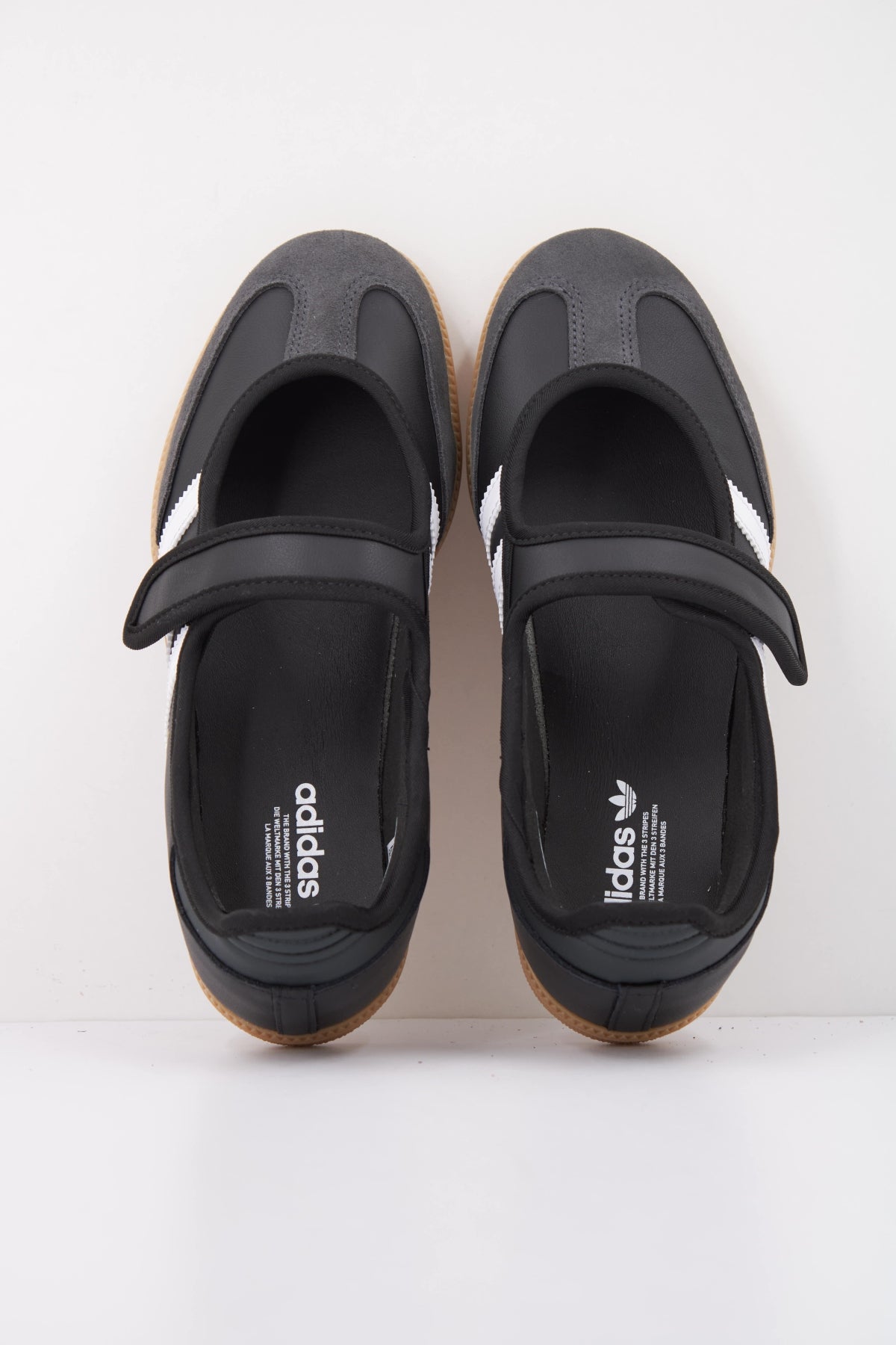ADIDAS ORIGINALS JQ6445 SAMBA JANE W  en color NEGRO (3)