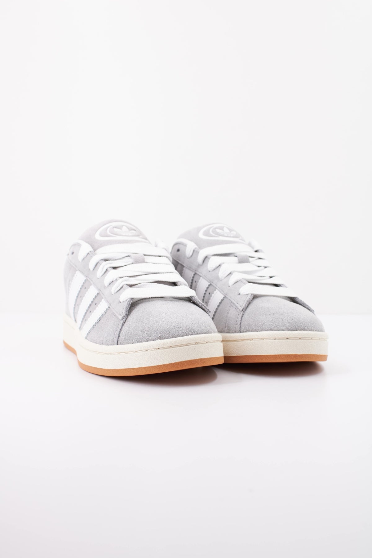 ADIDAS ORIGINALS CAMPUS 00s en color GRIS (2)