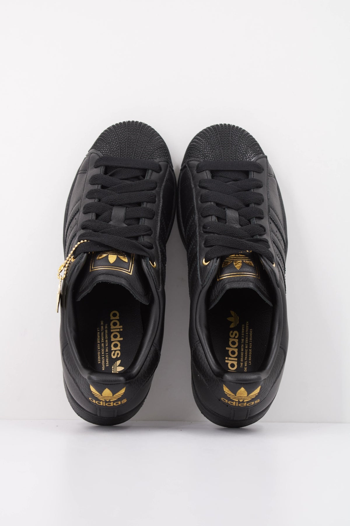 ADIDAS ORIGINALS KK4722 SUPERSTAR II en color NEGRO (3)