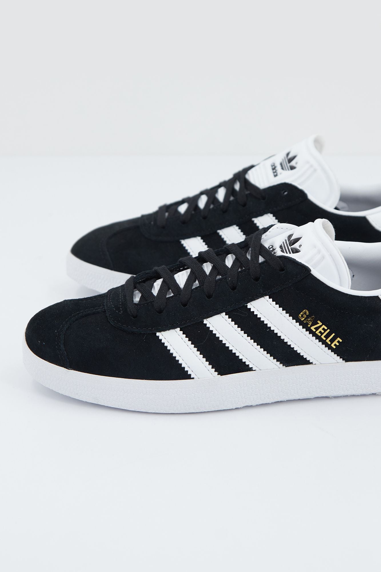 ADIDAS ORIGINALS GAZELLE  en color NEGRO (4)