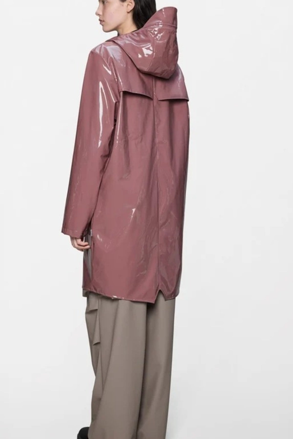 RAINS 12020R LONG JACKET W3 en color ROSA (3)