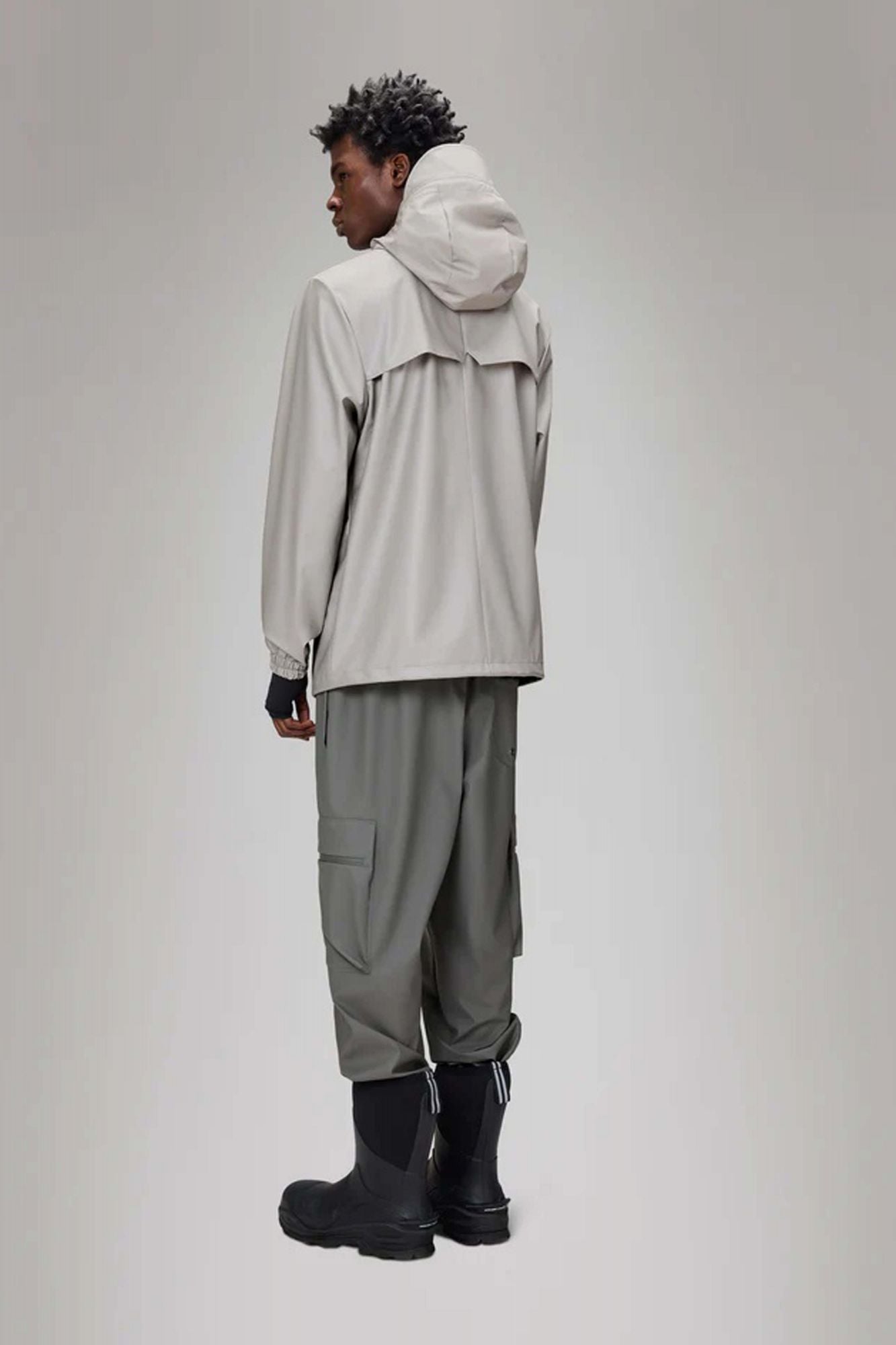RAINS STROM BREAKER W3 en color GRIS (3)