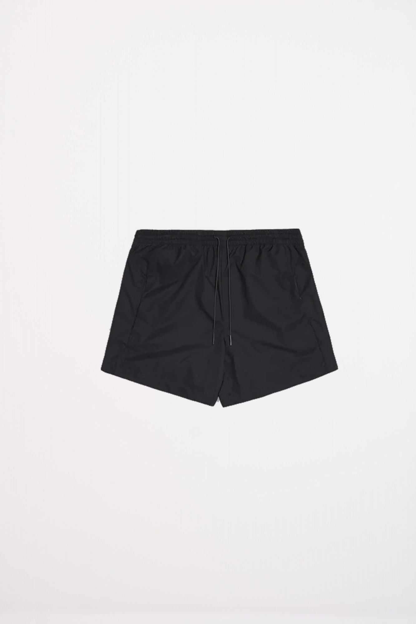 RAINS MITO SHORTS en color NEGRO (2)