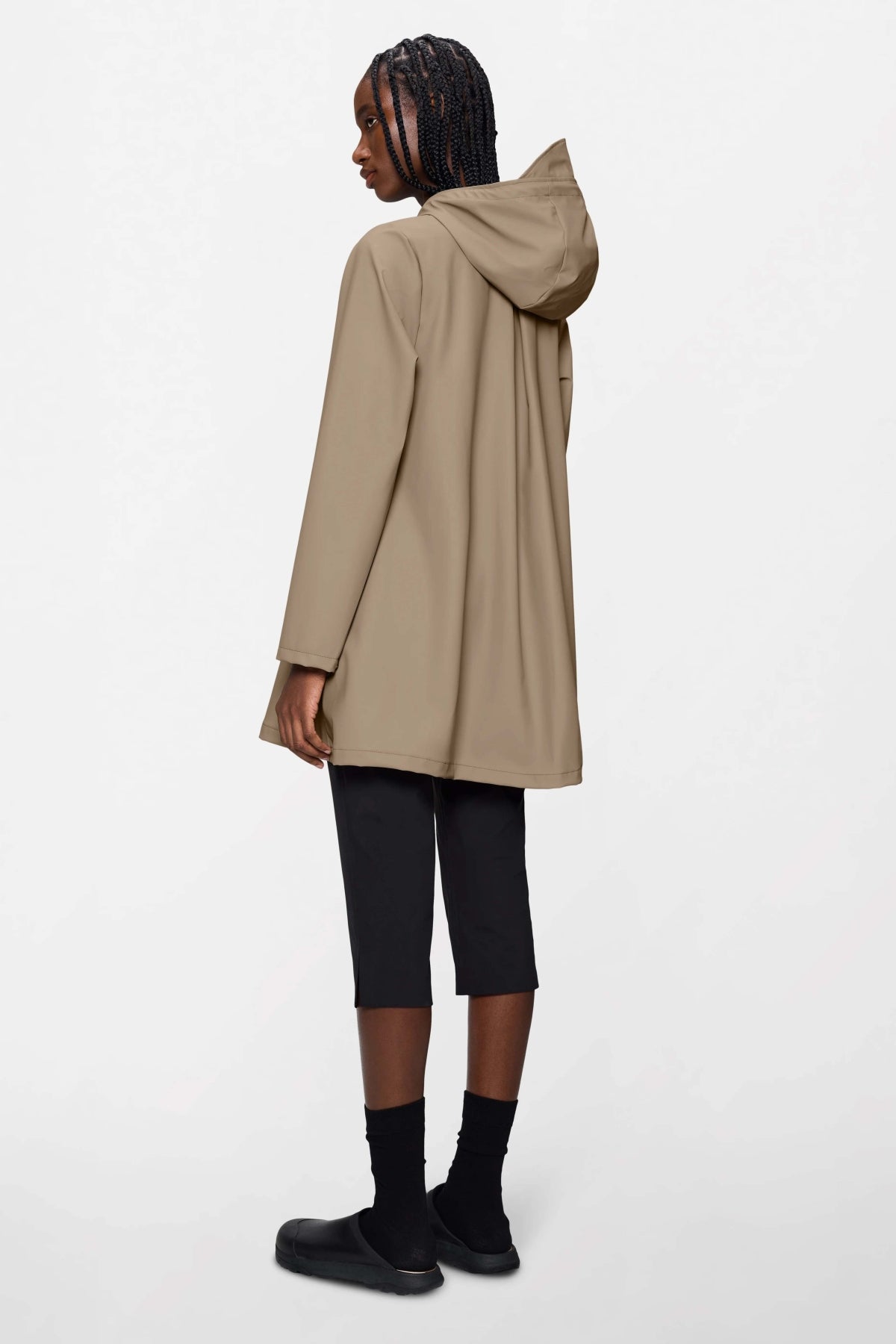 RAINS  LINE W JACKET W3  en color MARRON (6)