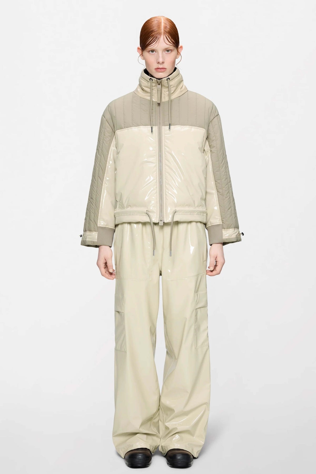 RAINS KOYA VISION en color BEIS (1)