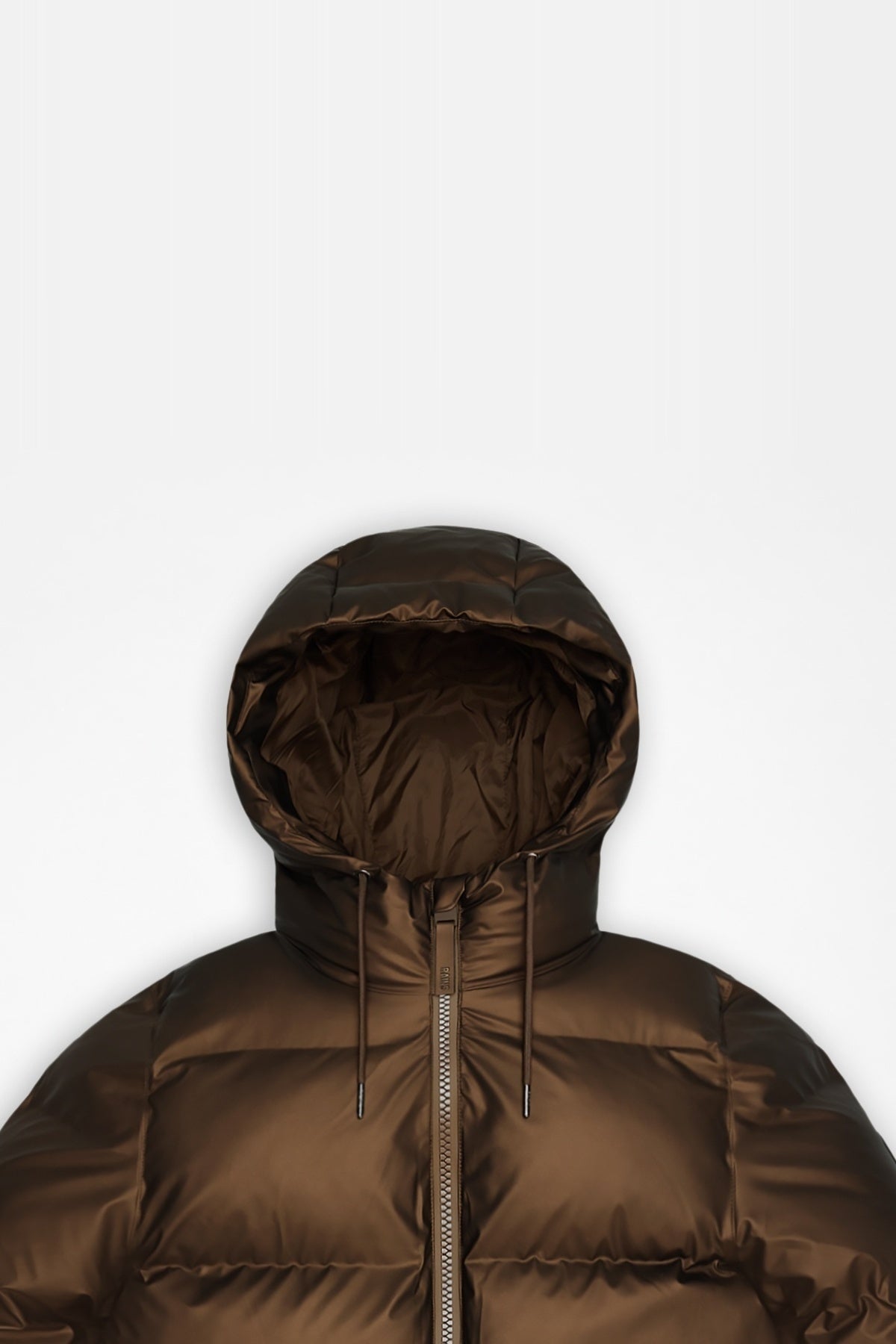 RAINS ALTA LINE PUFFER JACKET W3T3 en color BRONCE (3)