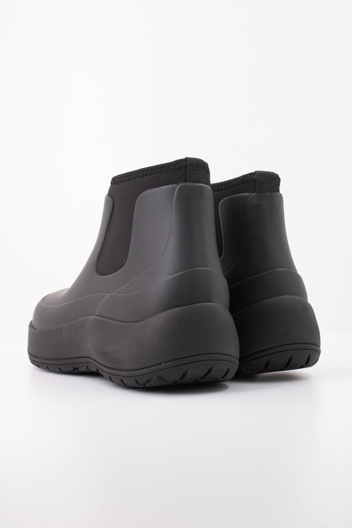 RAINS THE DRY BOOT W3 en color NEGRO (4)