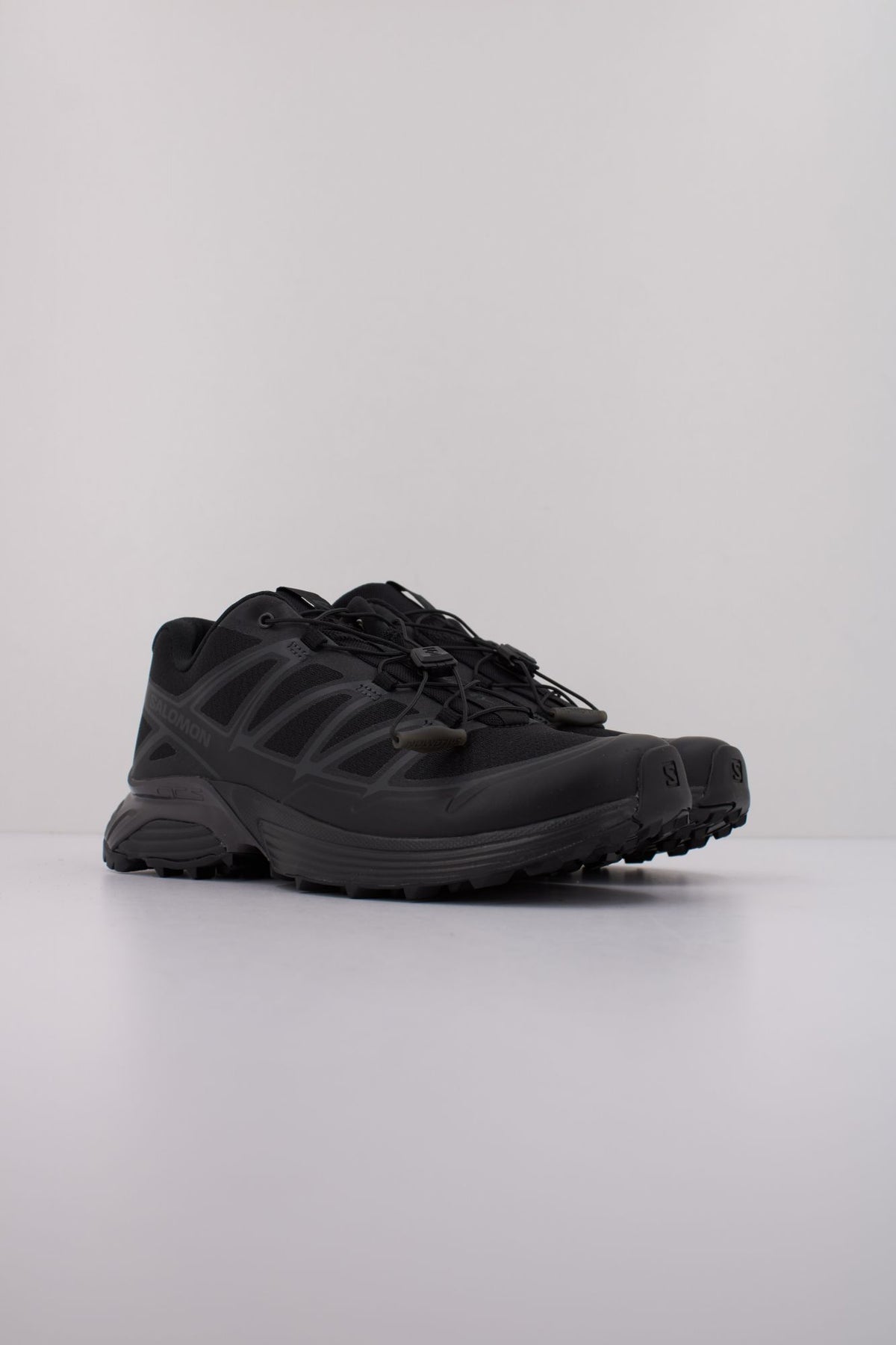 SALOMON  XT PATHWAY 2  en color NEGRO (2)