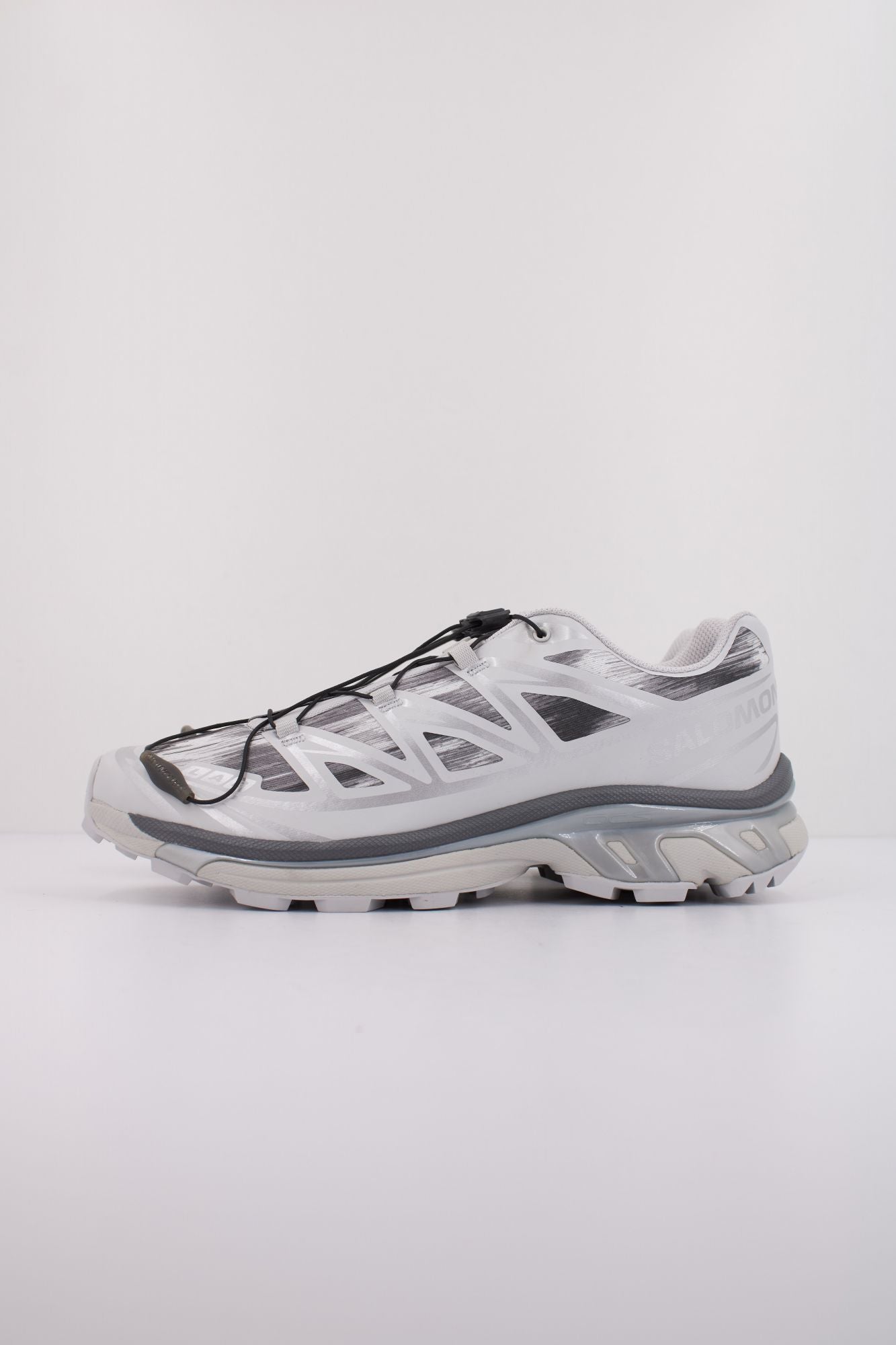 SALOMON  XT 6 CAMO en color GRIS (1)