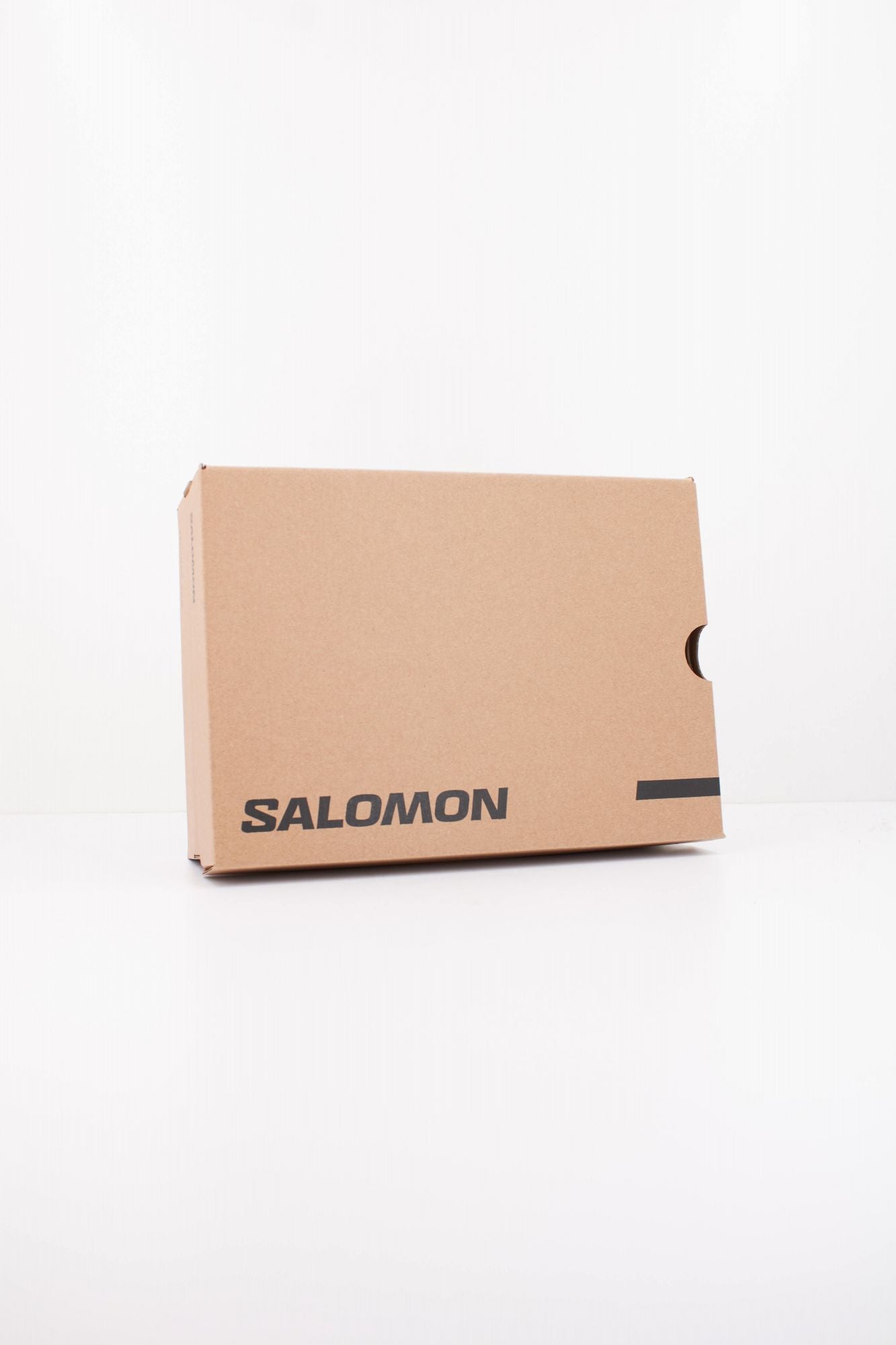 SALOMON XT WHISPER en color NEGRO (6)