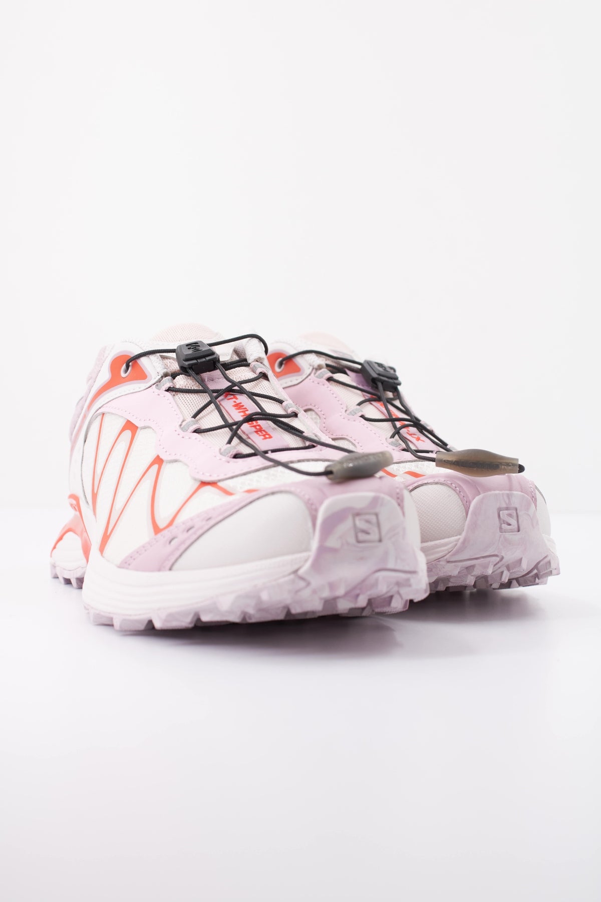 SALOMON XT WHISPER NOSTALGIA en color ROSA (2)