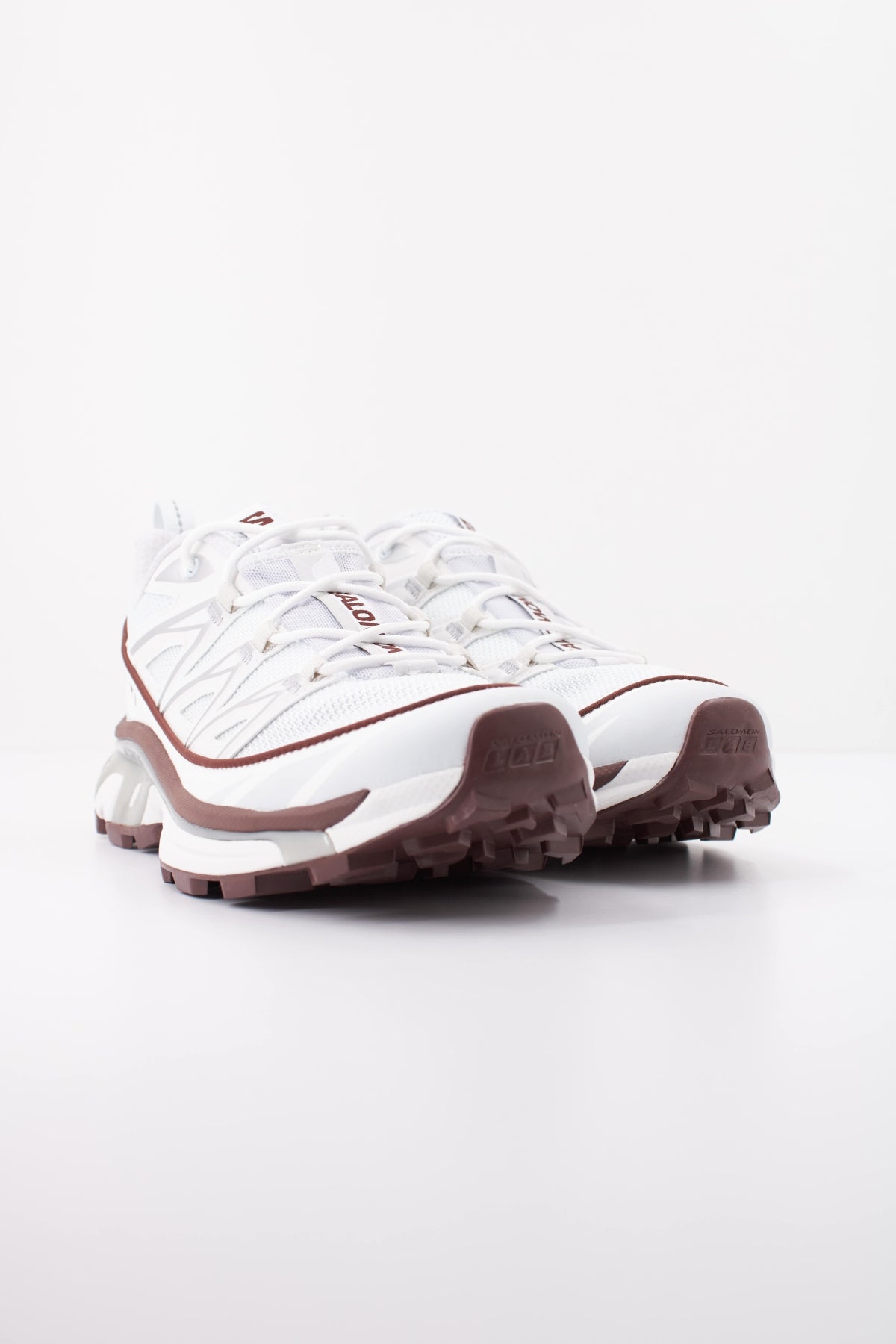 SALOMON XT 6 EXPANSE en color BLANCO (2)