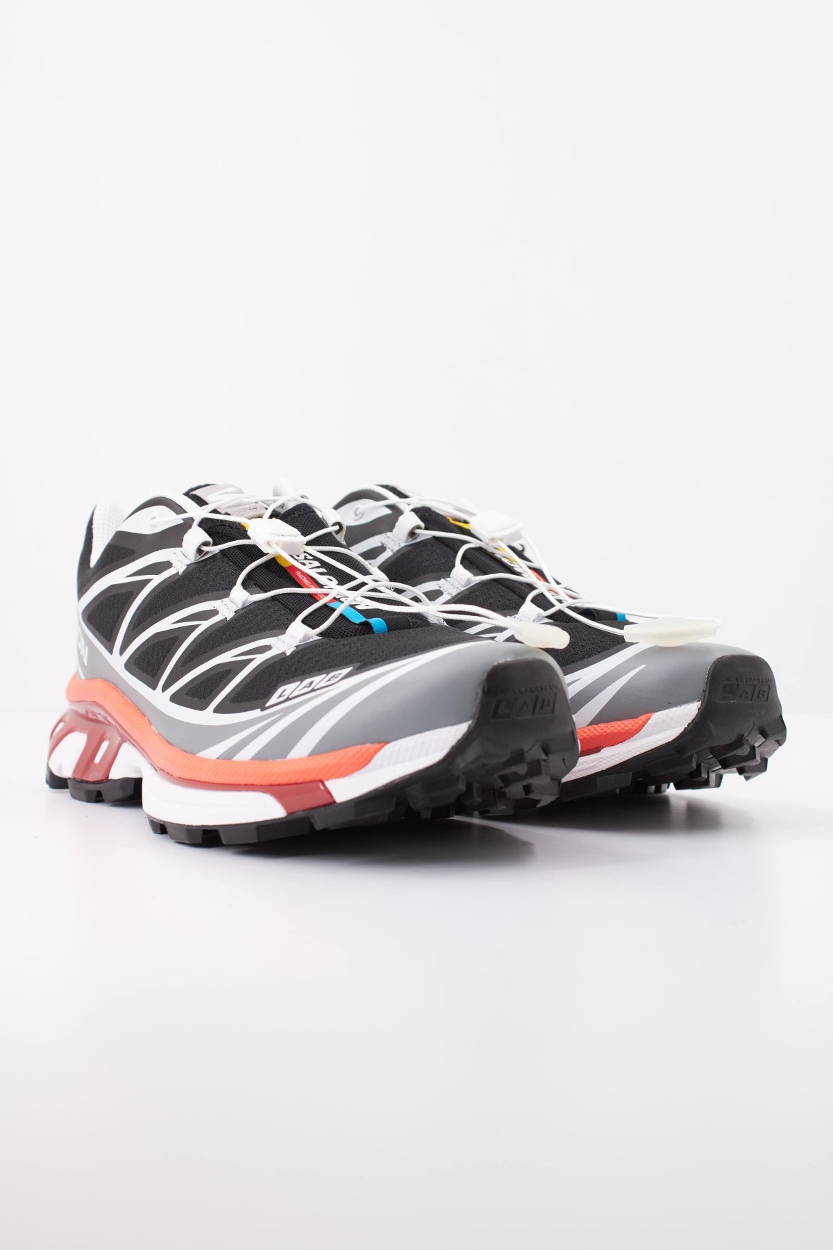 SALOMON XT 6 en color NEGRO (2)