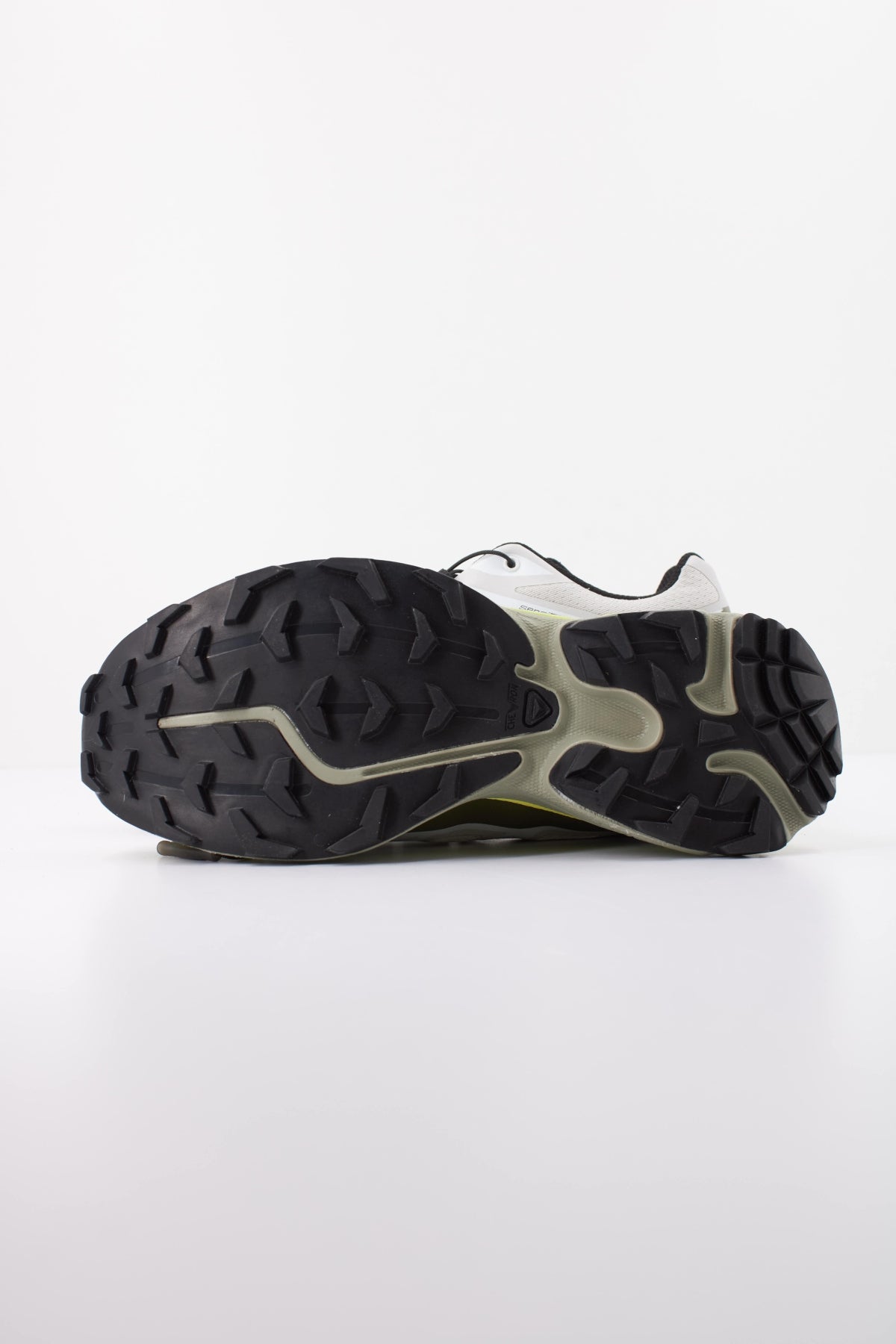 SALOMON XT-6 L49306500 en color VERDE (5)
