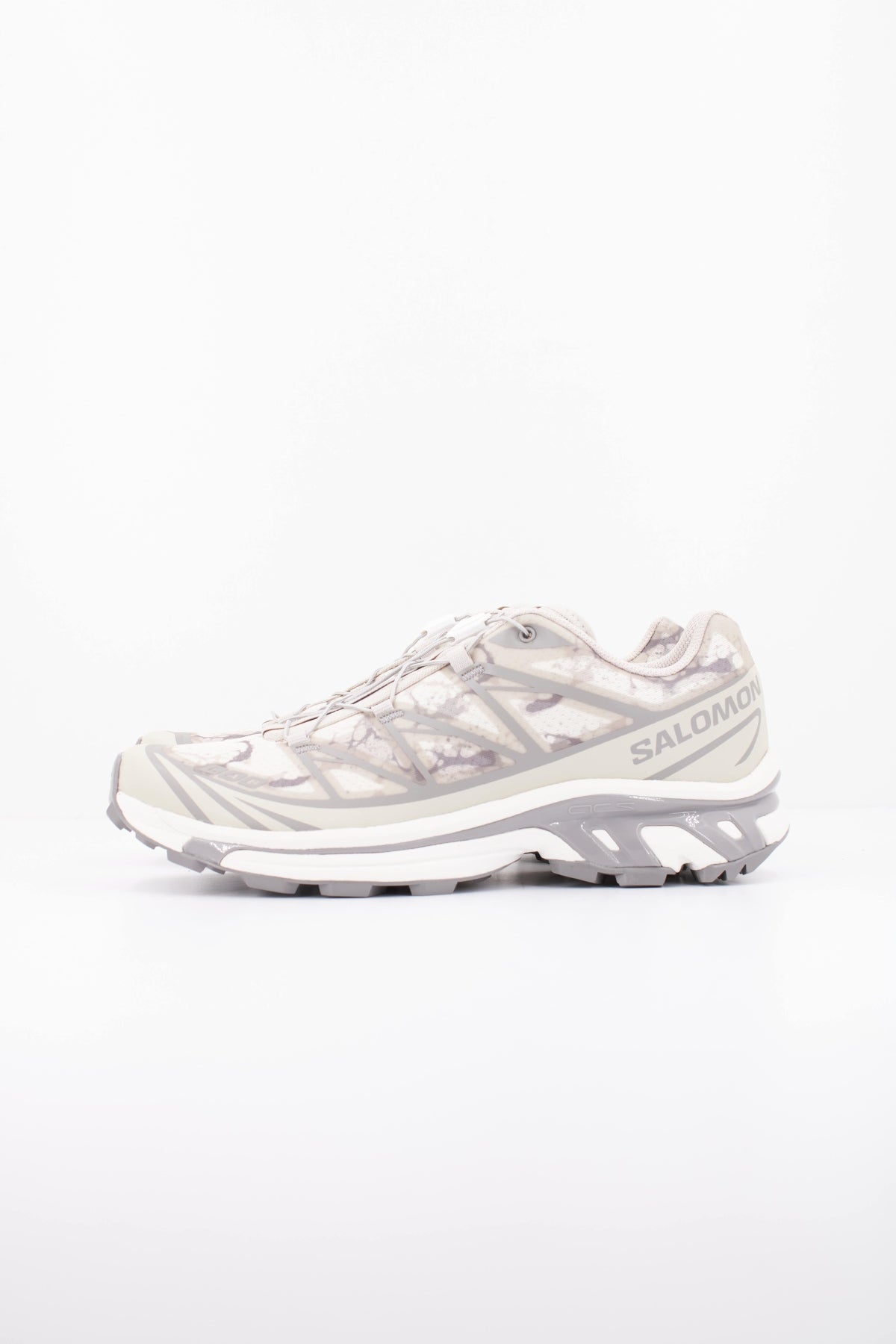 SALOMON XT 6 STORMSHADE en color GRIS (1)