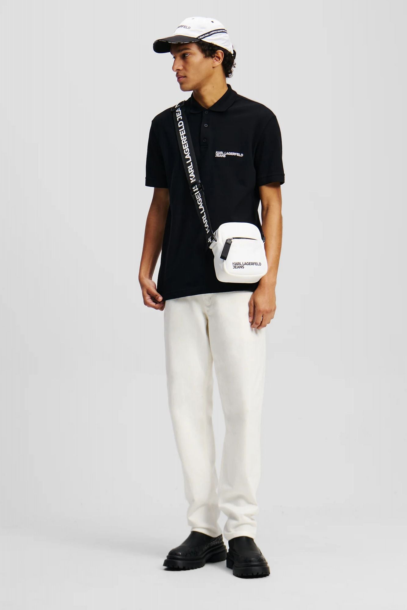 KARL LAGERFELD JEANS  KLJ REGULAR PIQUE POLO  en color NEGRO (4)