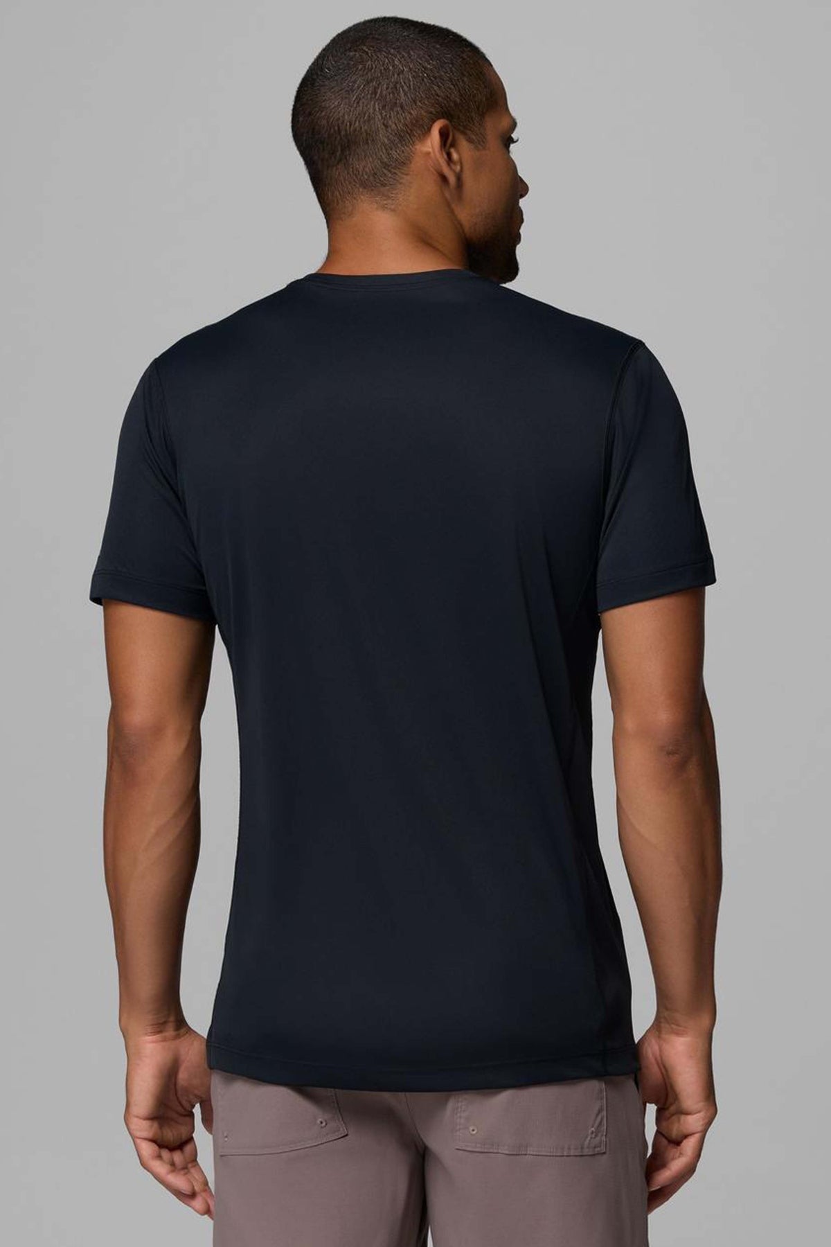 COLUMBIA  RULES LIGHT SS CREW  en color NEGRO (2)