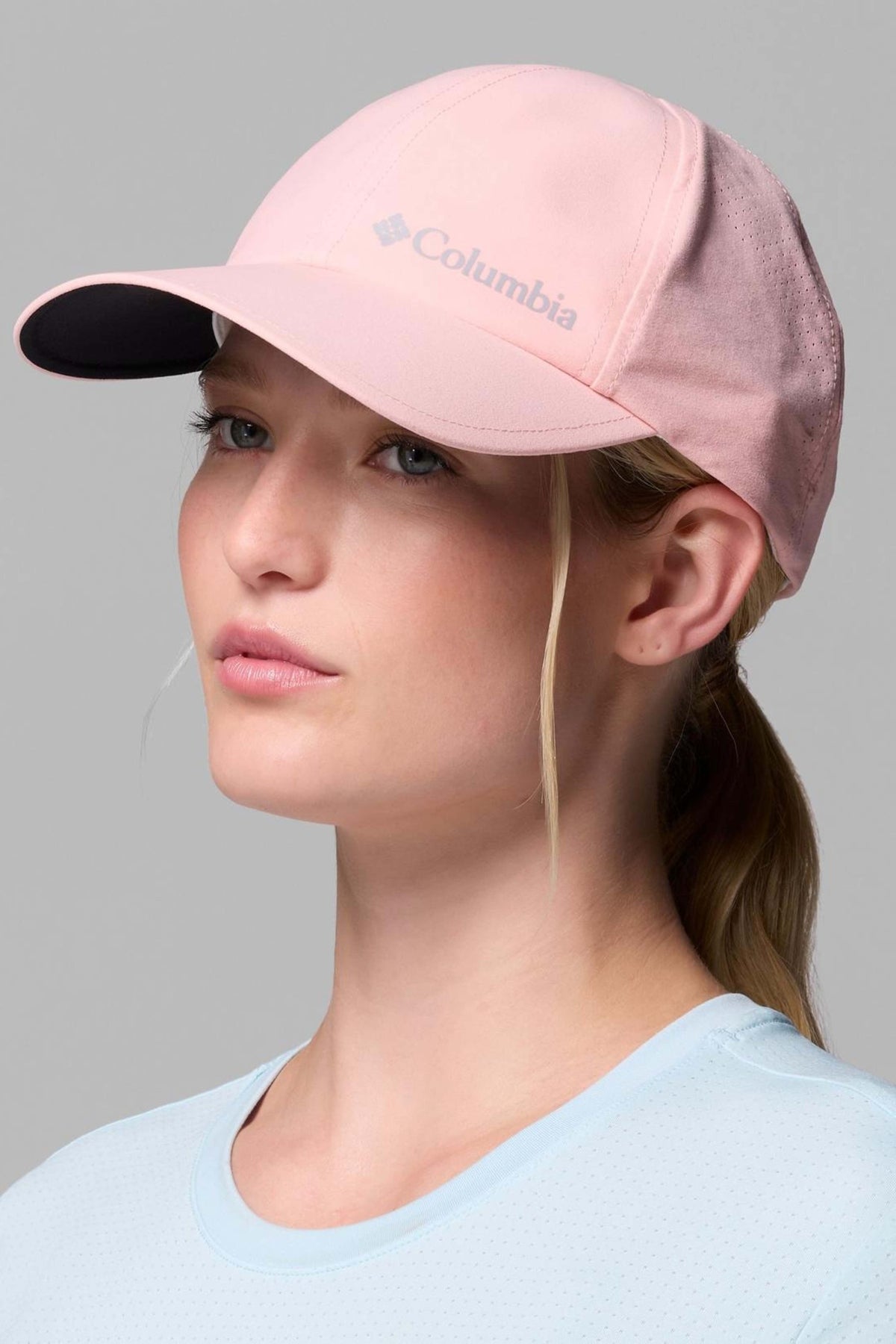 COLUMBIA RIDGE IV BALL CAP en color ROSA (1)
