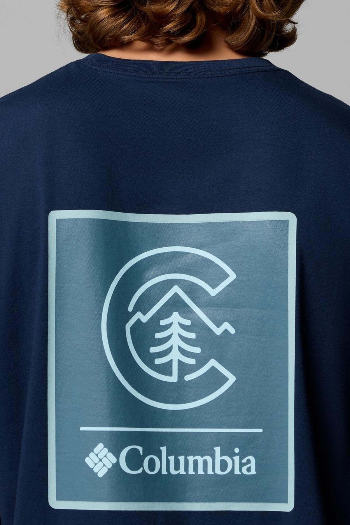COLUMBIA CSC LOGO BACK TEE en color AZUL (3)
