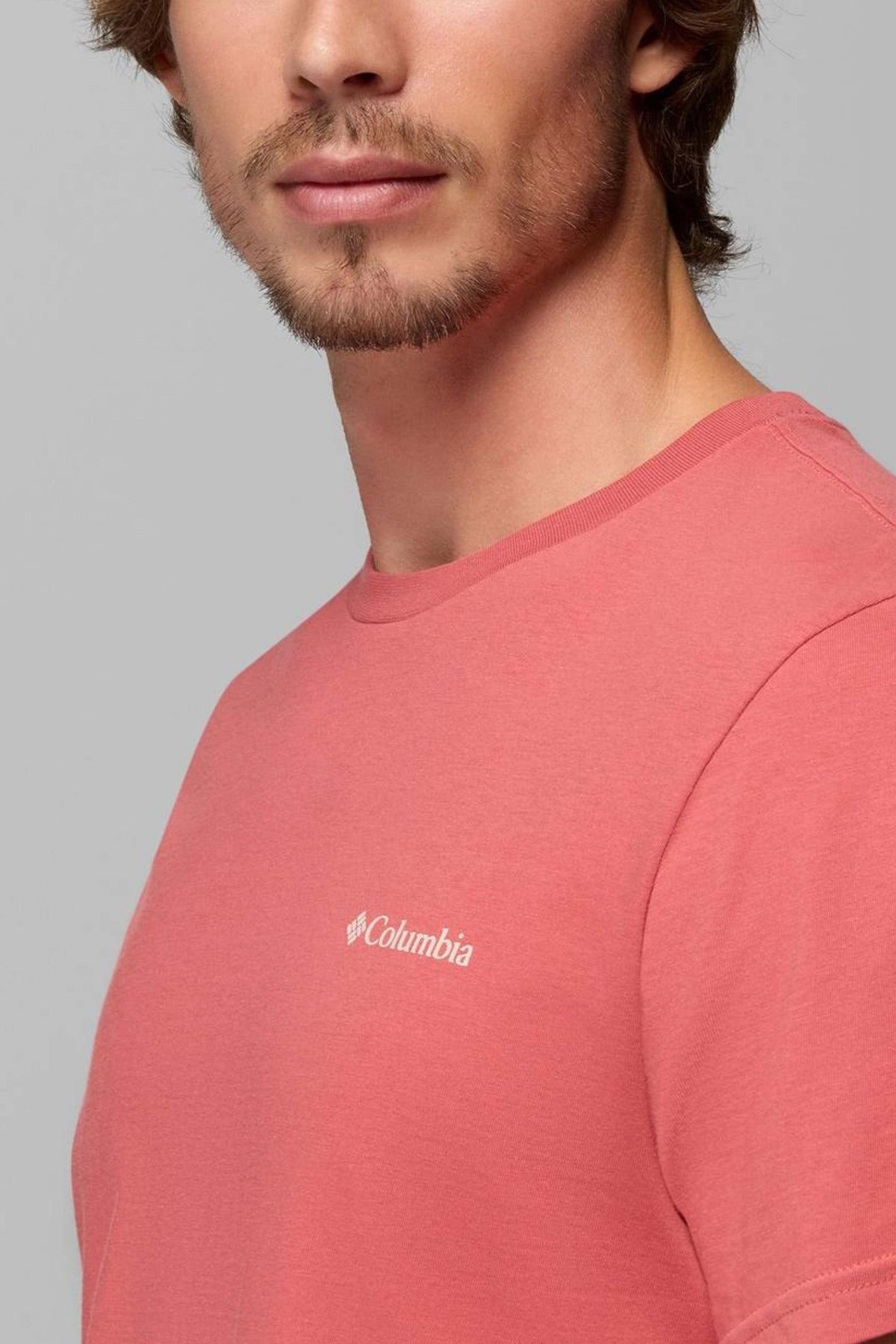 COLUMBIA  OUTDOOR BACK GRAPHIC  en color NARANJA (4)