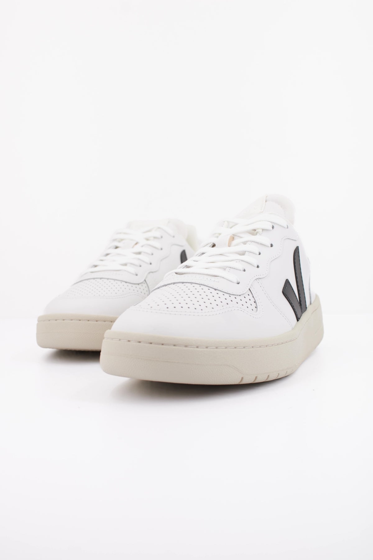 VEJA V10 PRIME en color BLANCO (2)