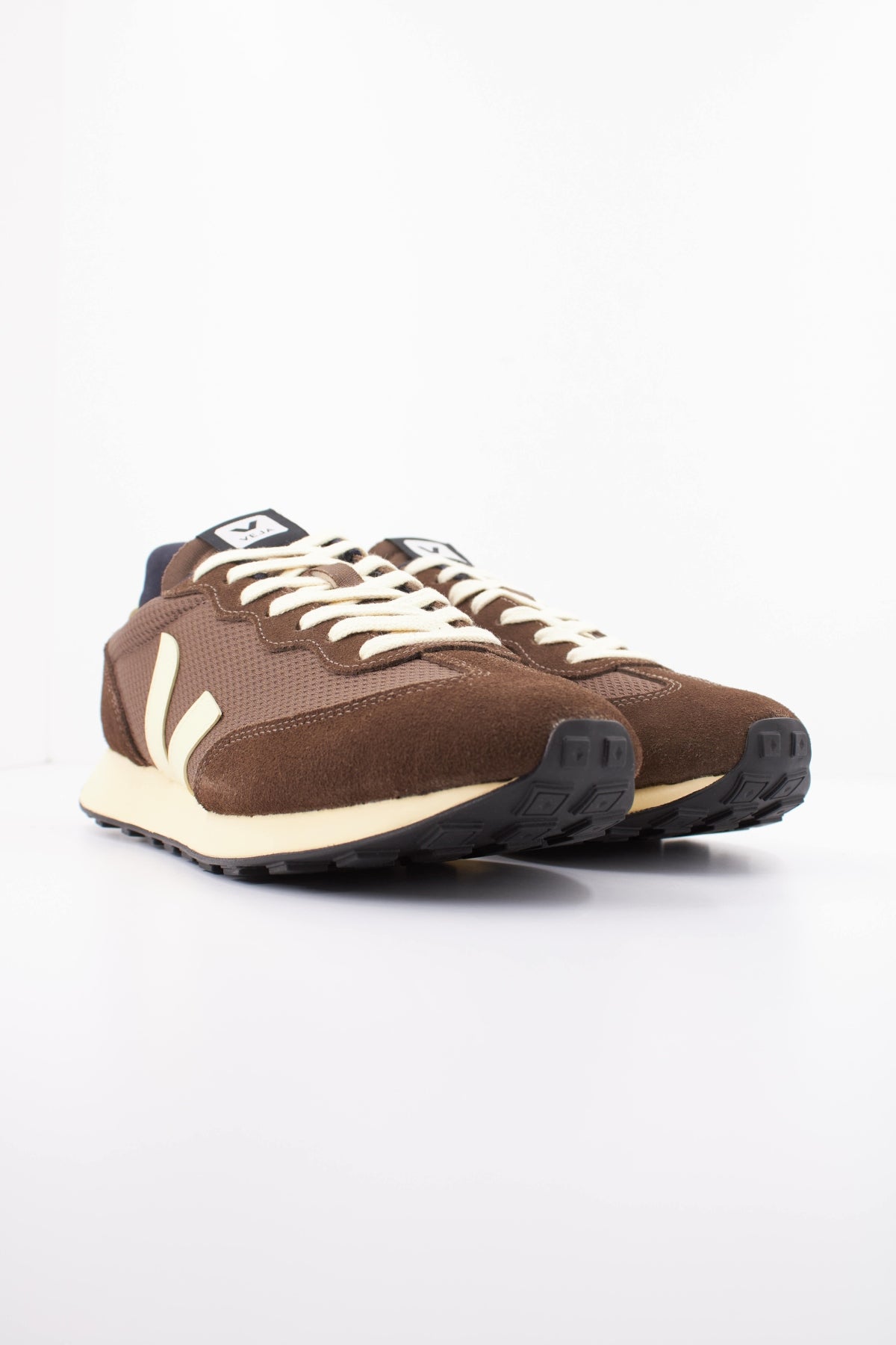 VEJA RO1821913B RIO BRANCO II en color MARRON (2)