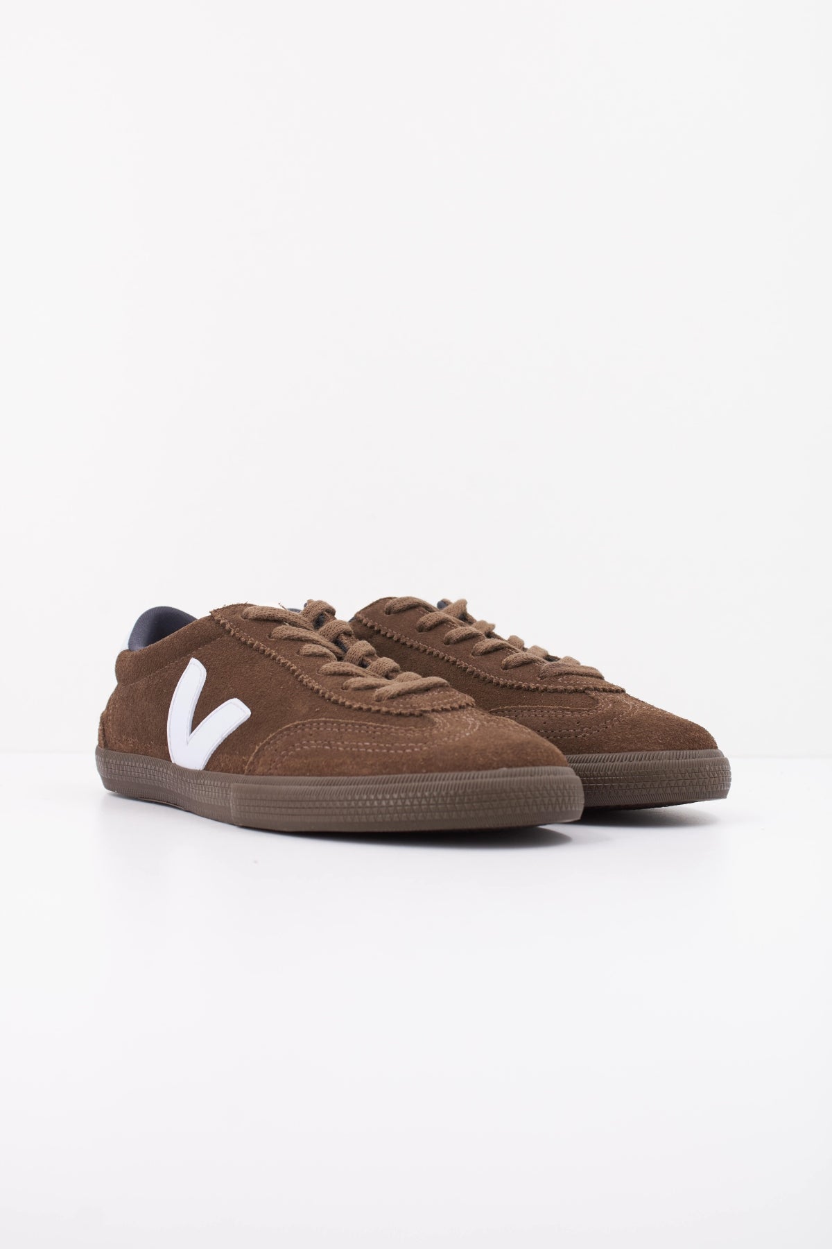 VEJA VO0320888A en color MARRON (2)