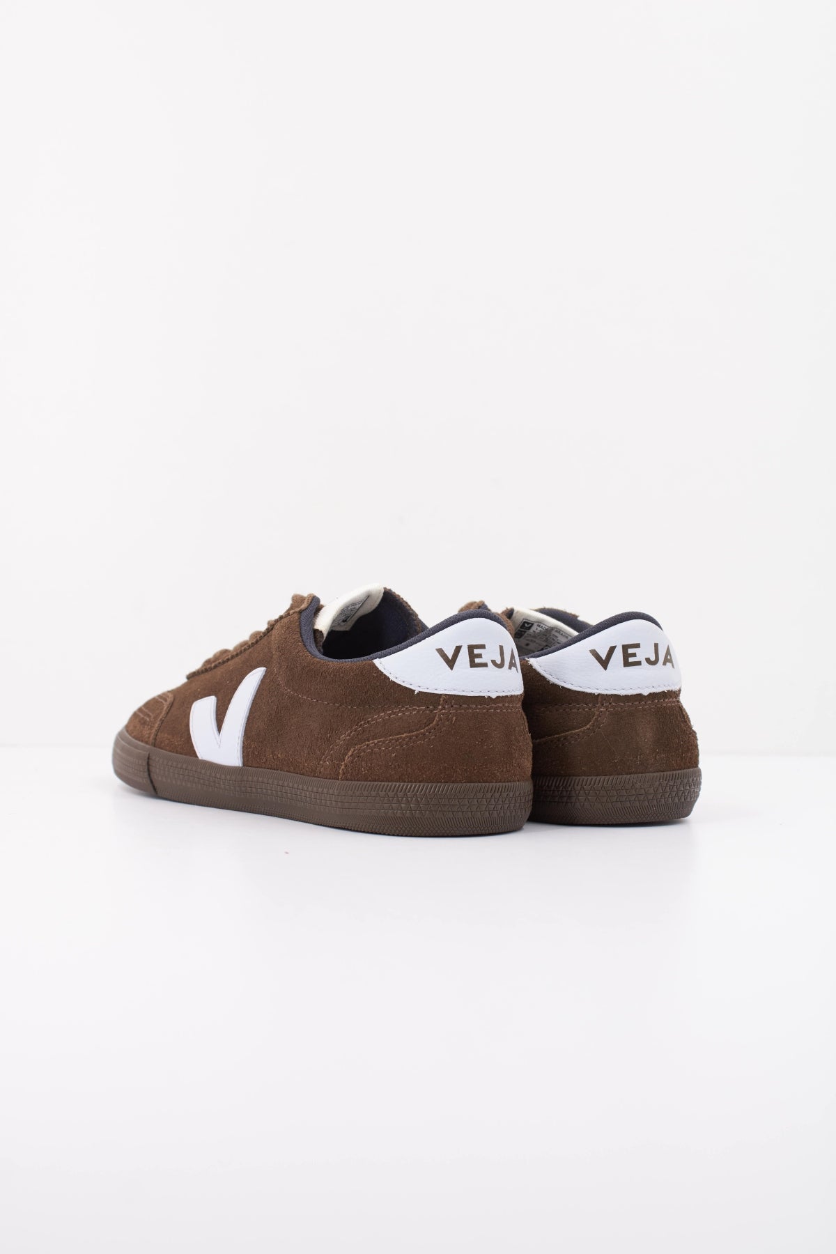 VEJA VO0320888A en color MARRON (4)