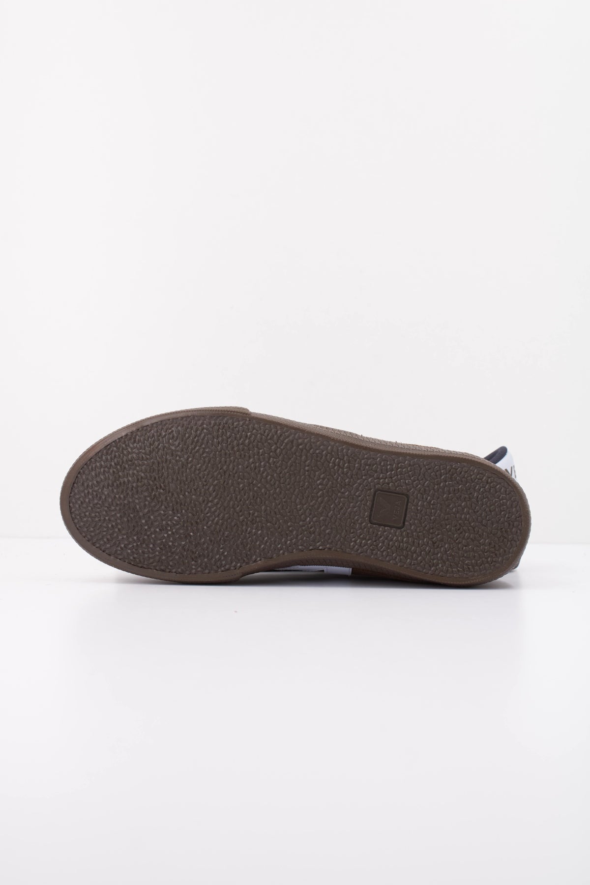 VEJA VO0320888A en color MARRON (5)