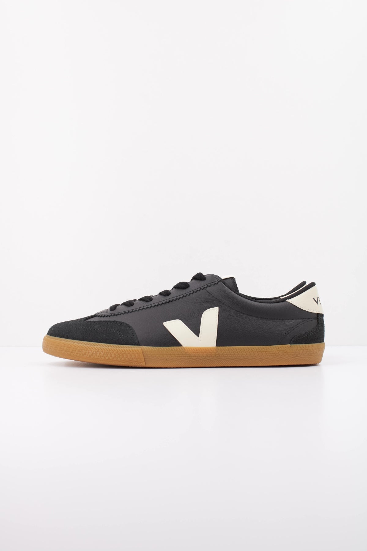 VEJA VO2020510B  en color NEGRO (1)