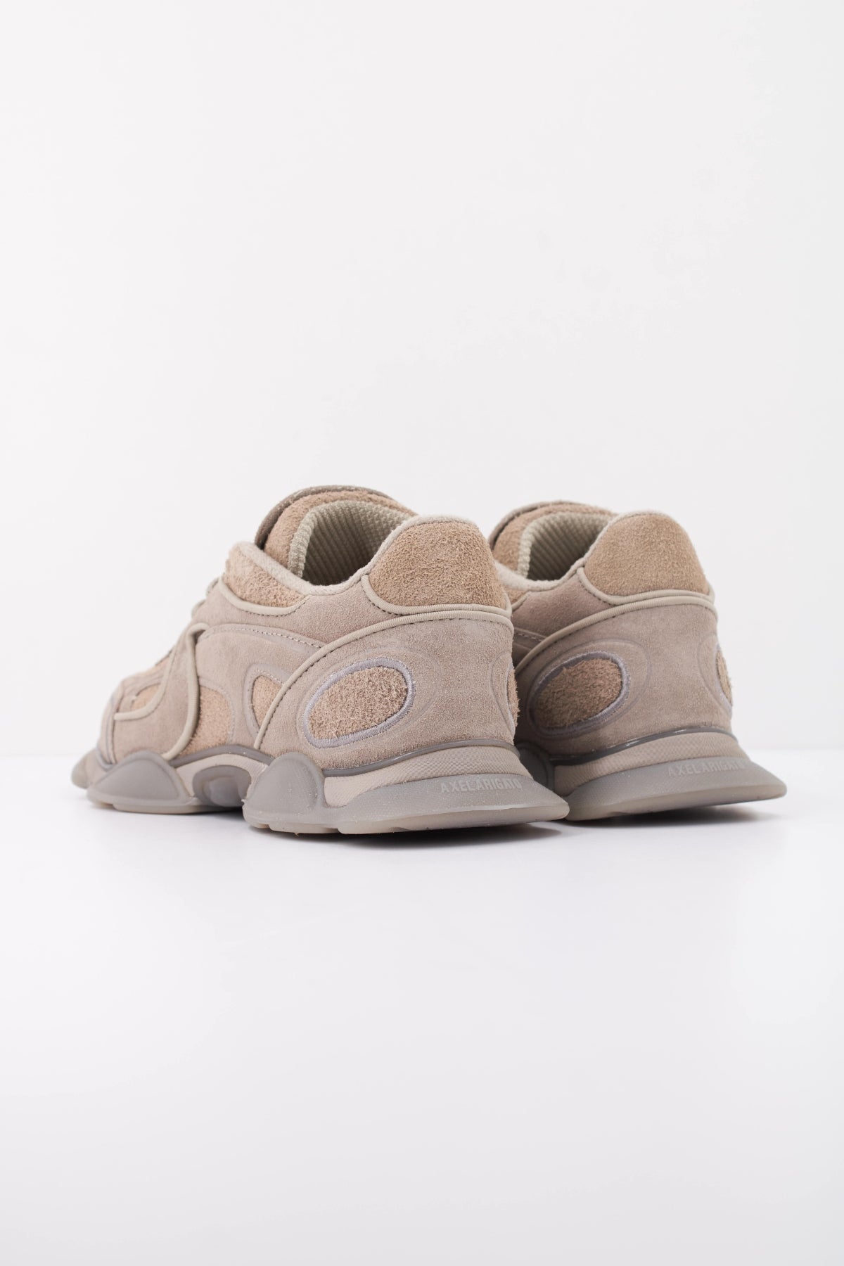 AXEL ARIGATO F3912002 ERIS SNEAKER en color MARRON (4)