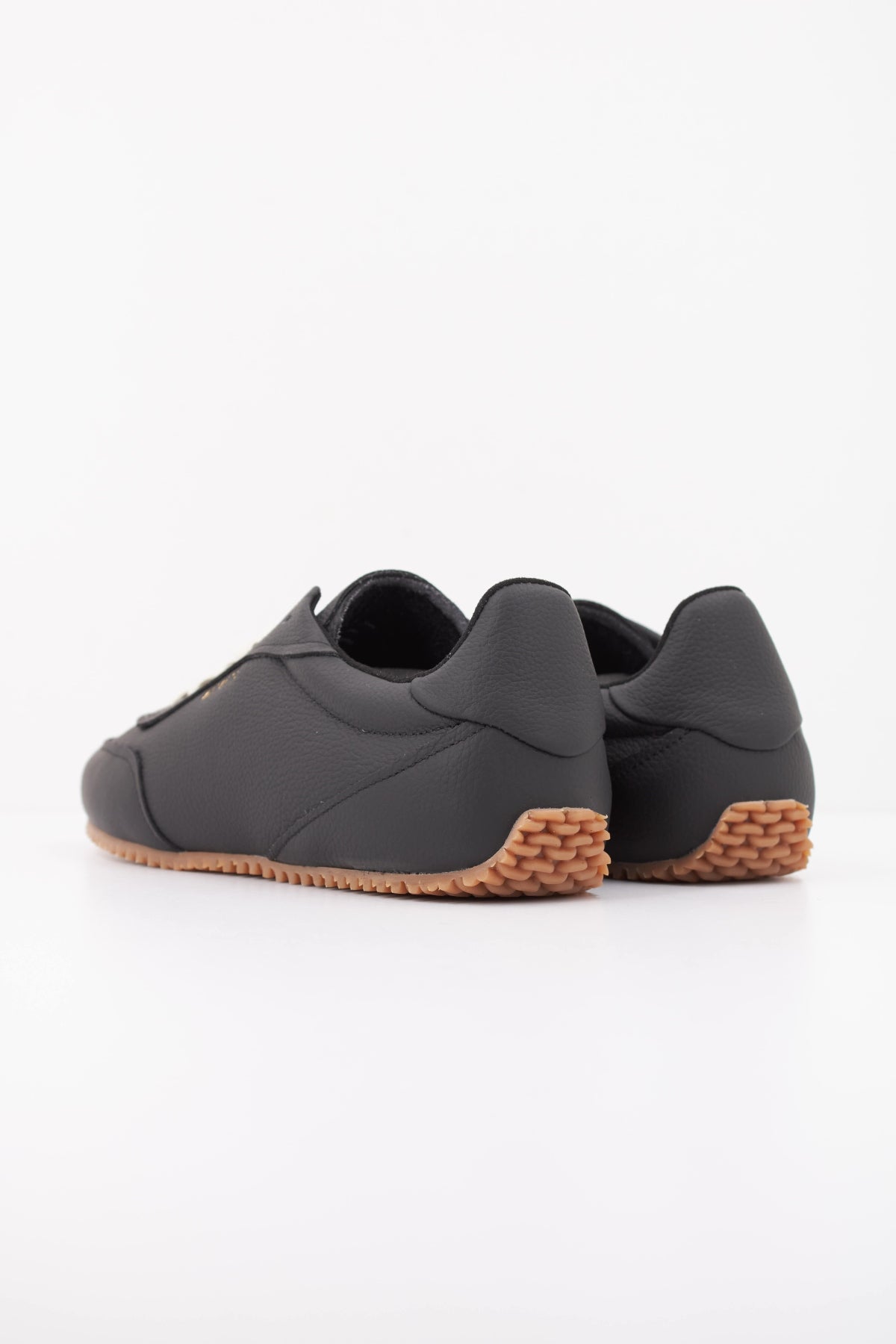 AXEL ARIGATO F4031001 DAZE RUNNER en color NEGRO (4)