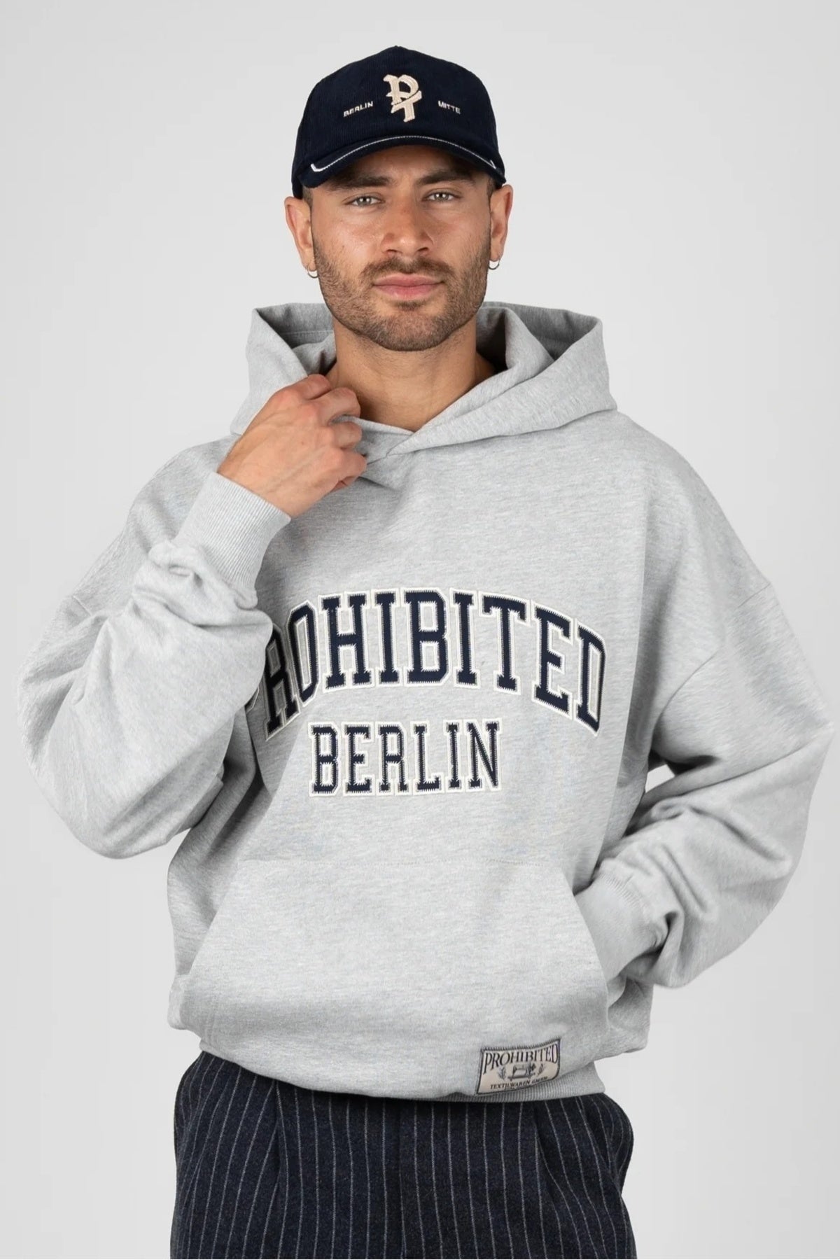 PROHIBITED COLLEGE HOODIE en color  (1)