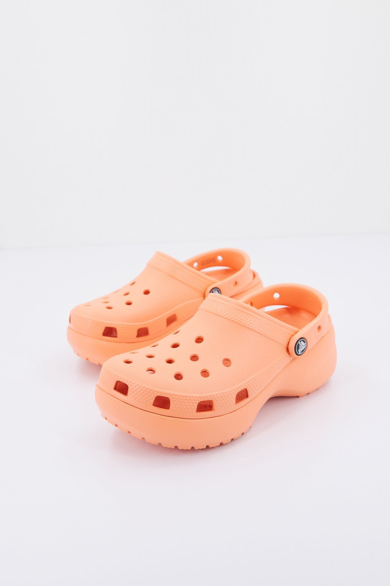 CROCS CLASSIC PLATFORM CLOG W en color NARANJA (2)