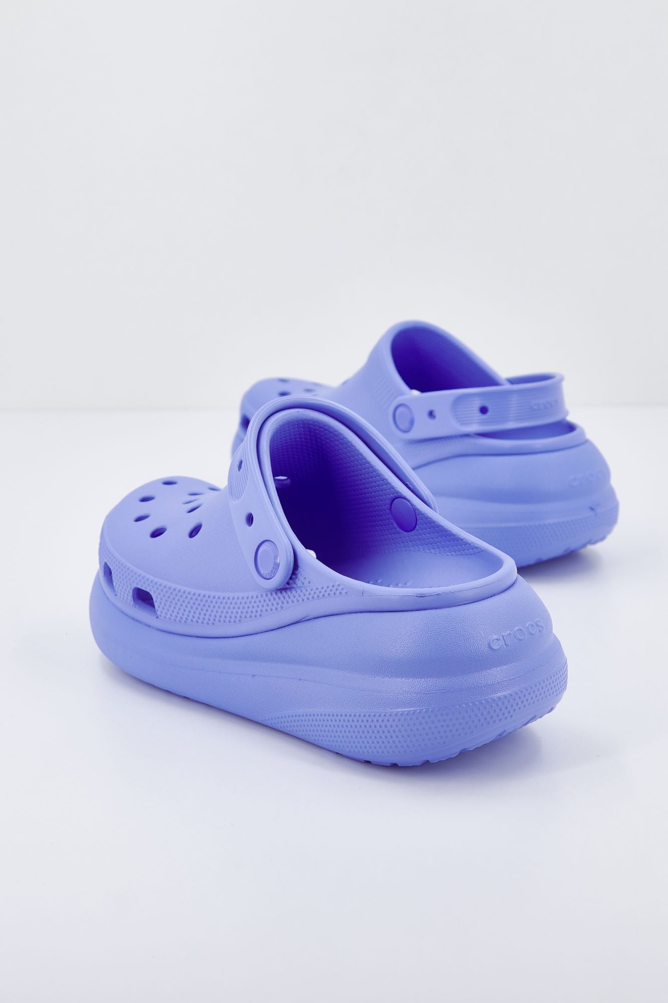 CROCS CLASSIC CRUSH CLOG en color VIOLETA (3)