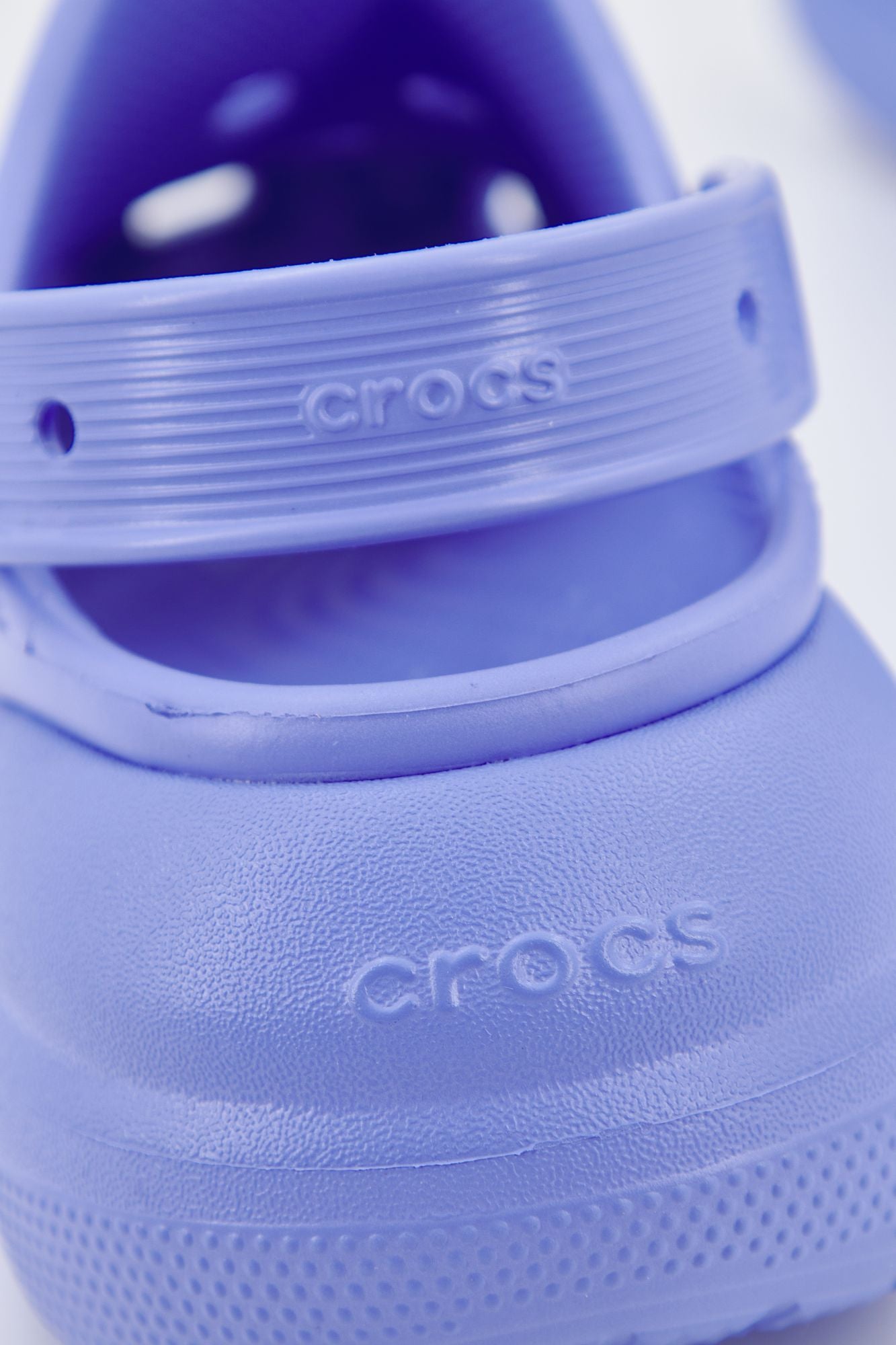 CROCS CLASSIC CRUSH CLOG en color VIOLETA (4)