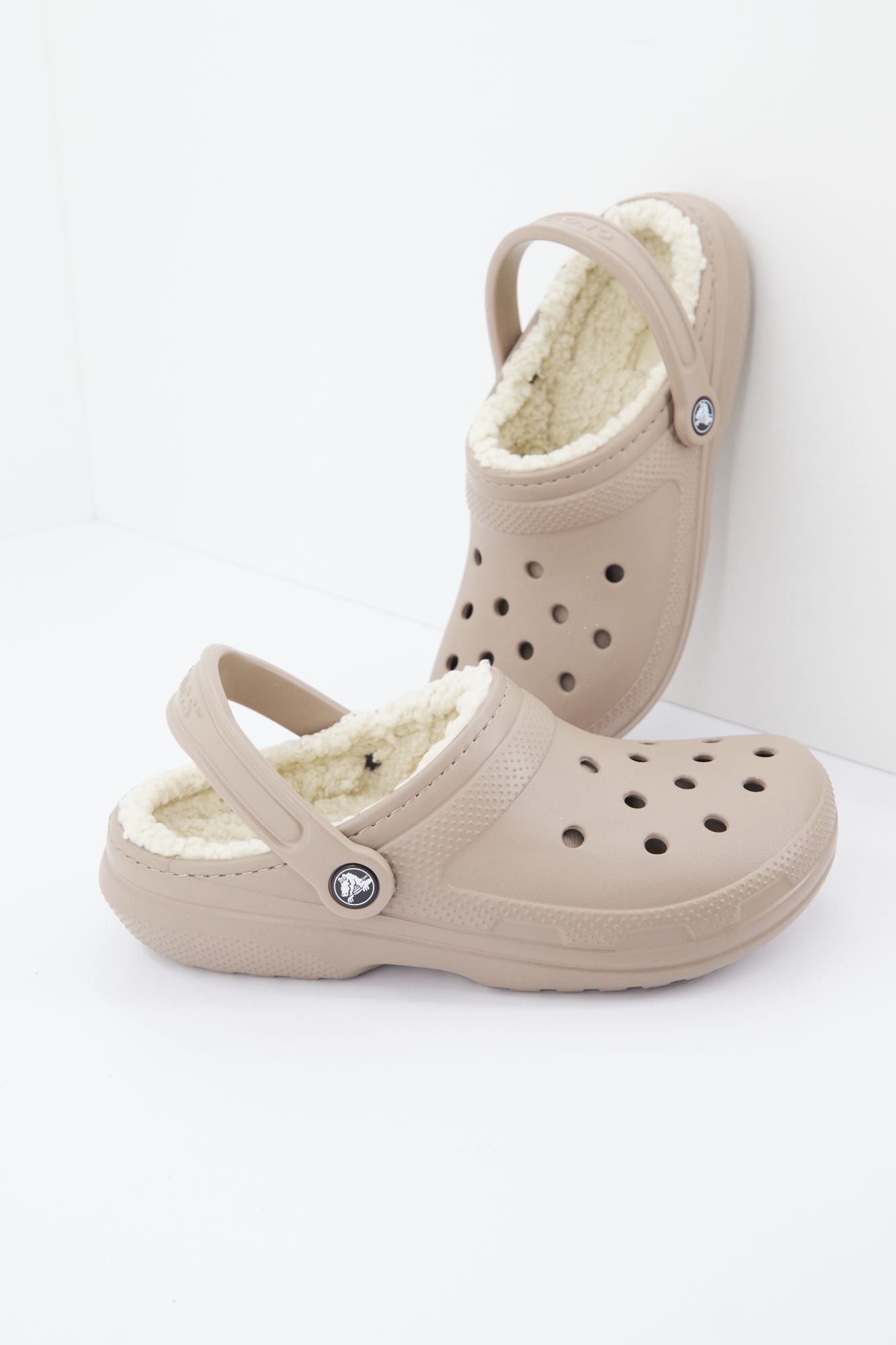 CROCS CLASSIC LINED CLOG en color MARRON (3)