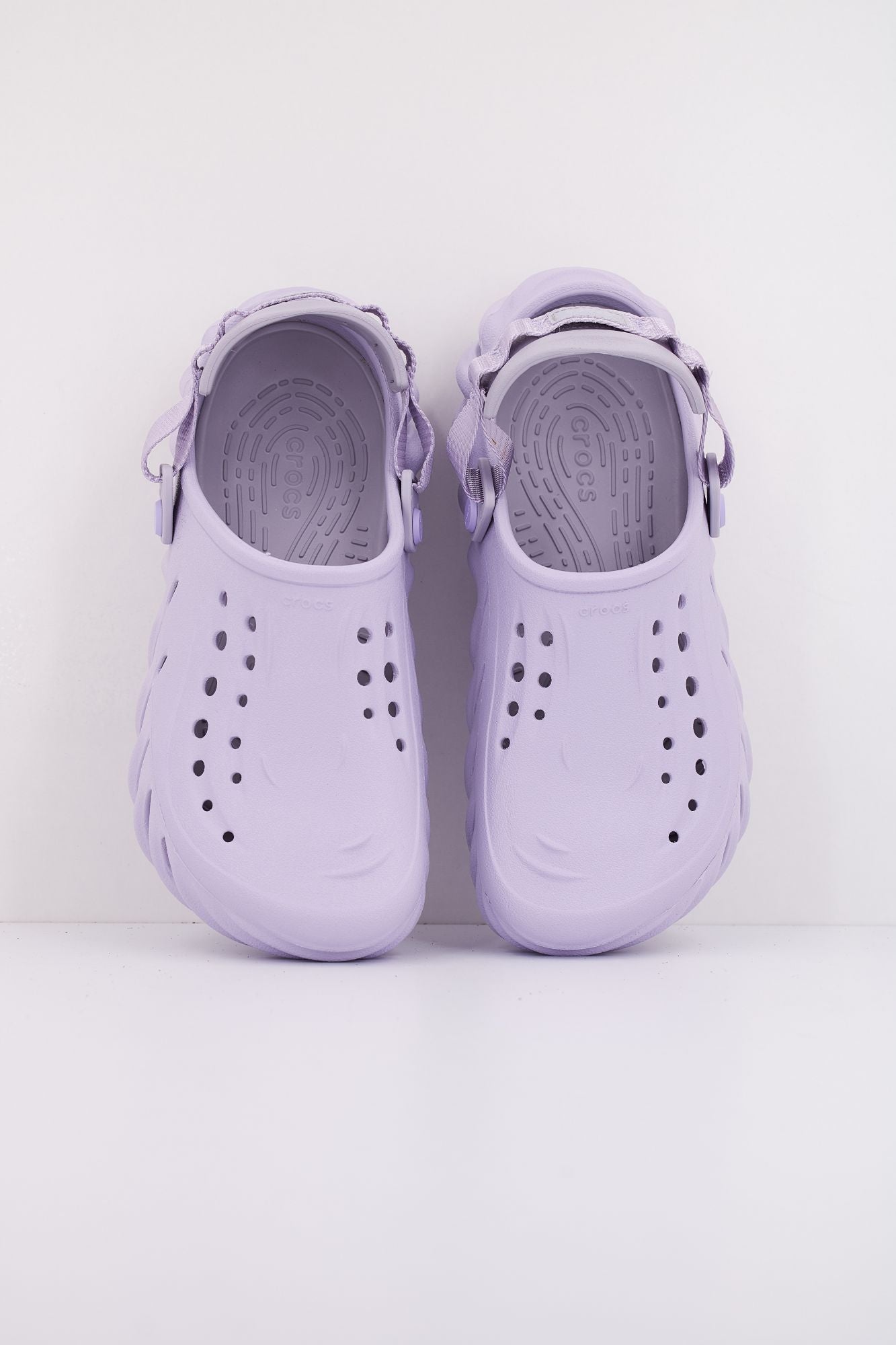 CROCS ECHO CLOG en color VIOLETA (3)