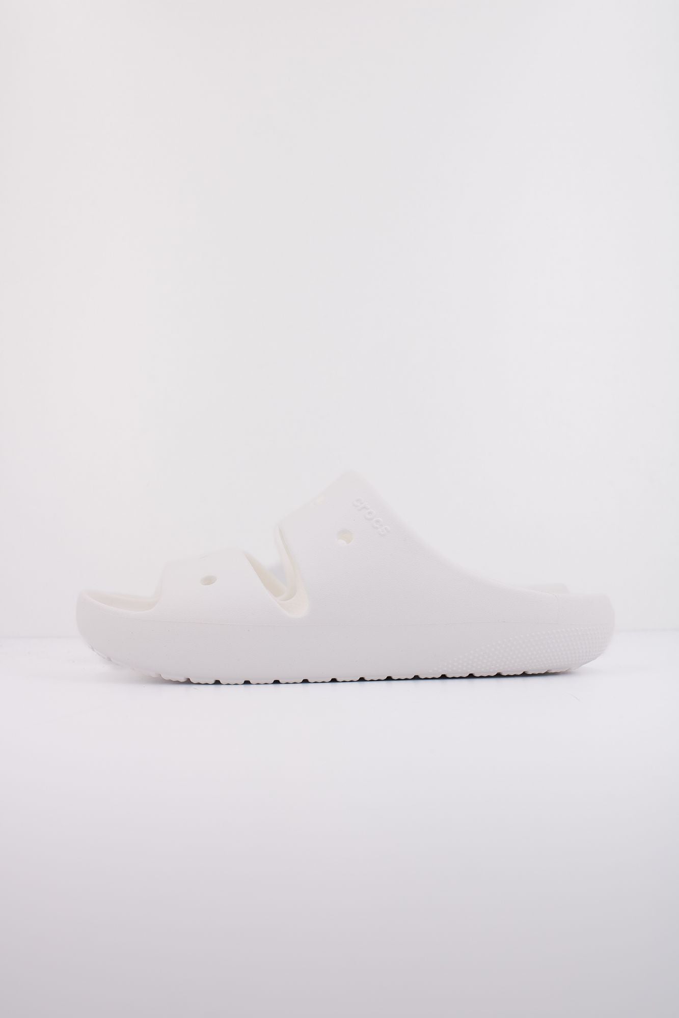 CROCS CLASSIC SANDAL V2 en color BLANCO (1)