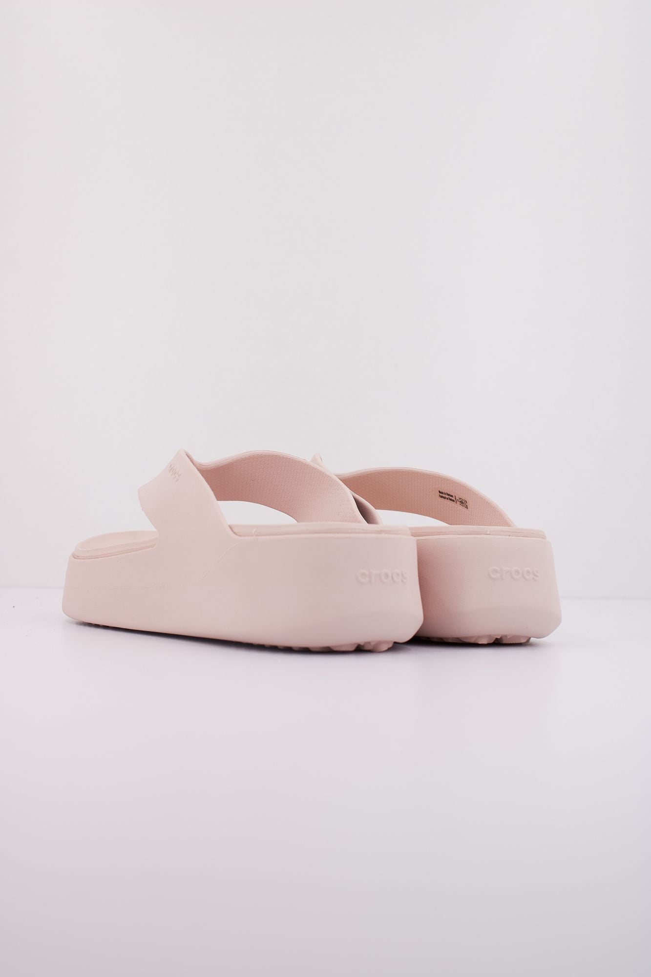 CROCS GETAWAY PLATFORM FLIP en color ROSA (4)