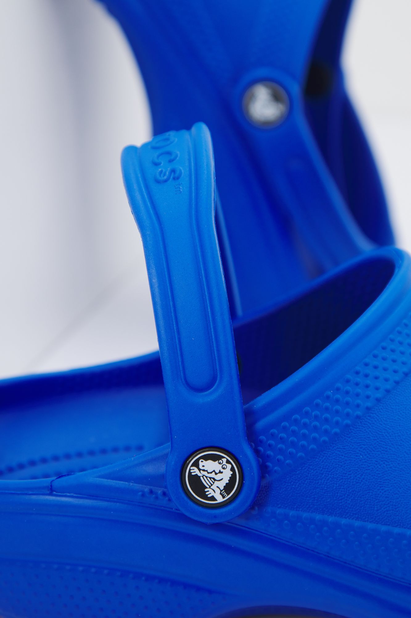 CROCS CLASSIC U en color AZUL (4)
