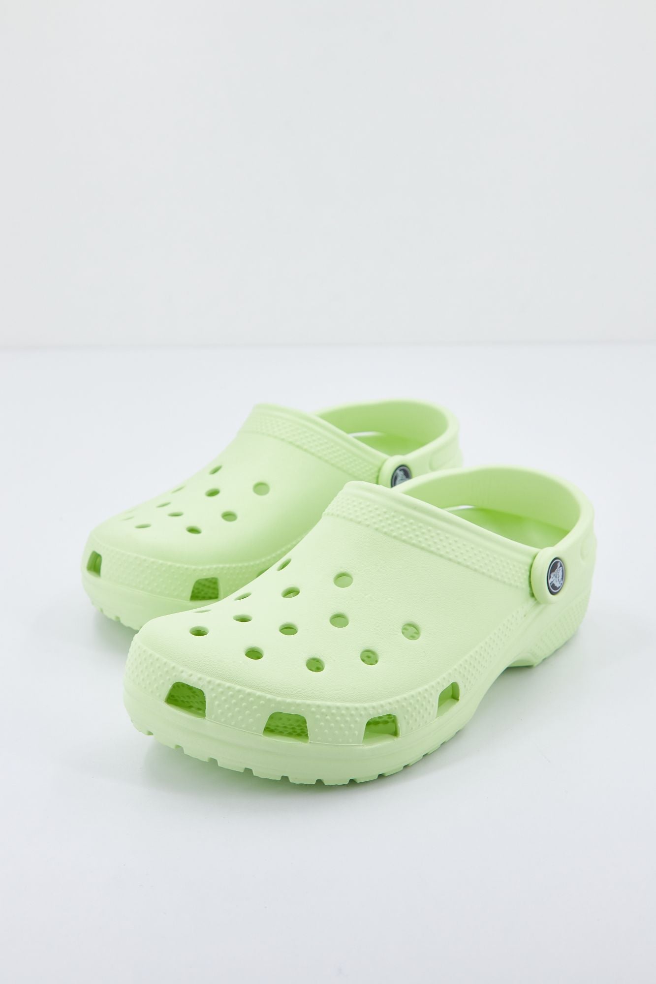 CROCS CLASSIC U en color VERDE (2)