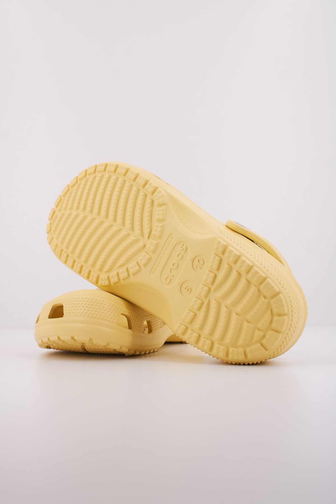 CROCS CLASSIC U en color AMARILLO (5)