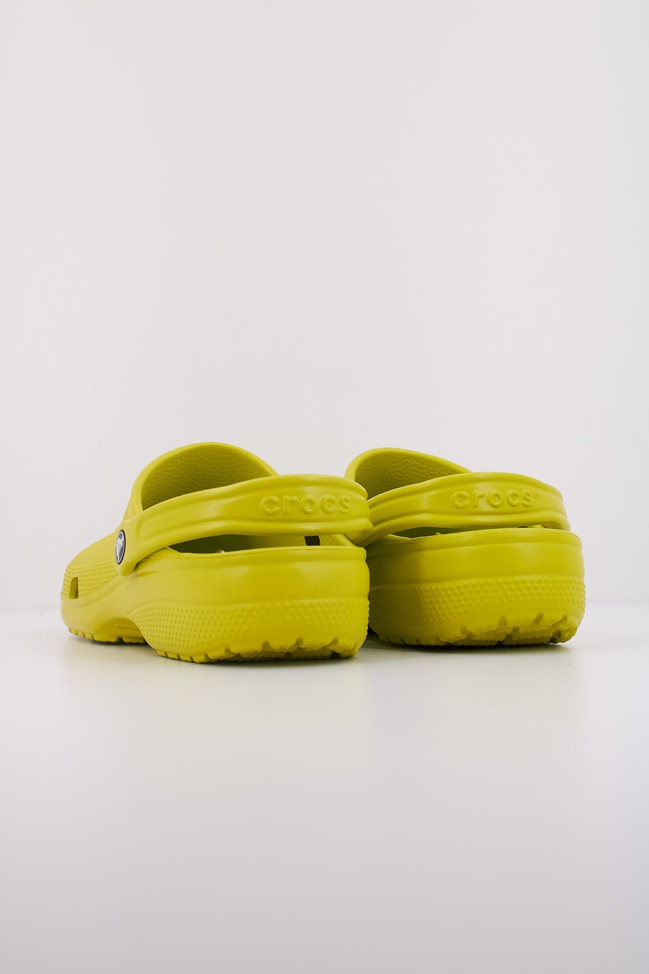 CROCS CLASSIC U en color AMARILLO (4)