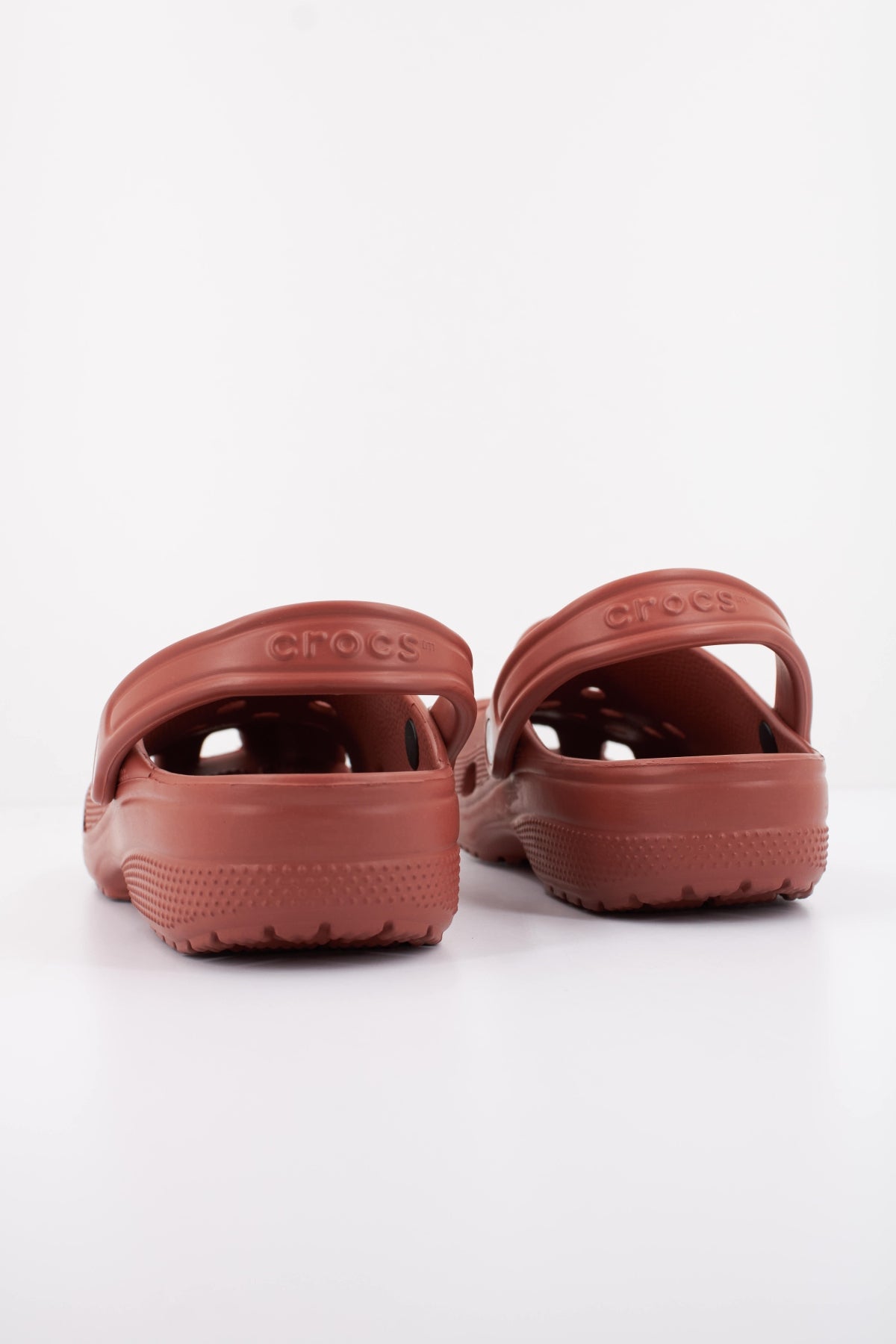 CROCS CLASSIC CLOG 10001 en color MARRON (4)