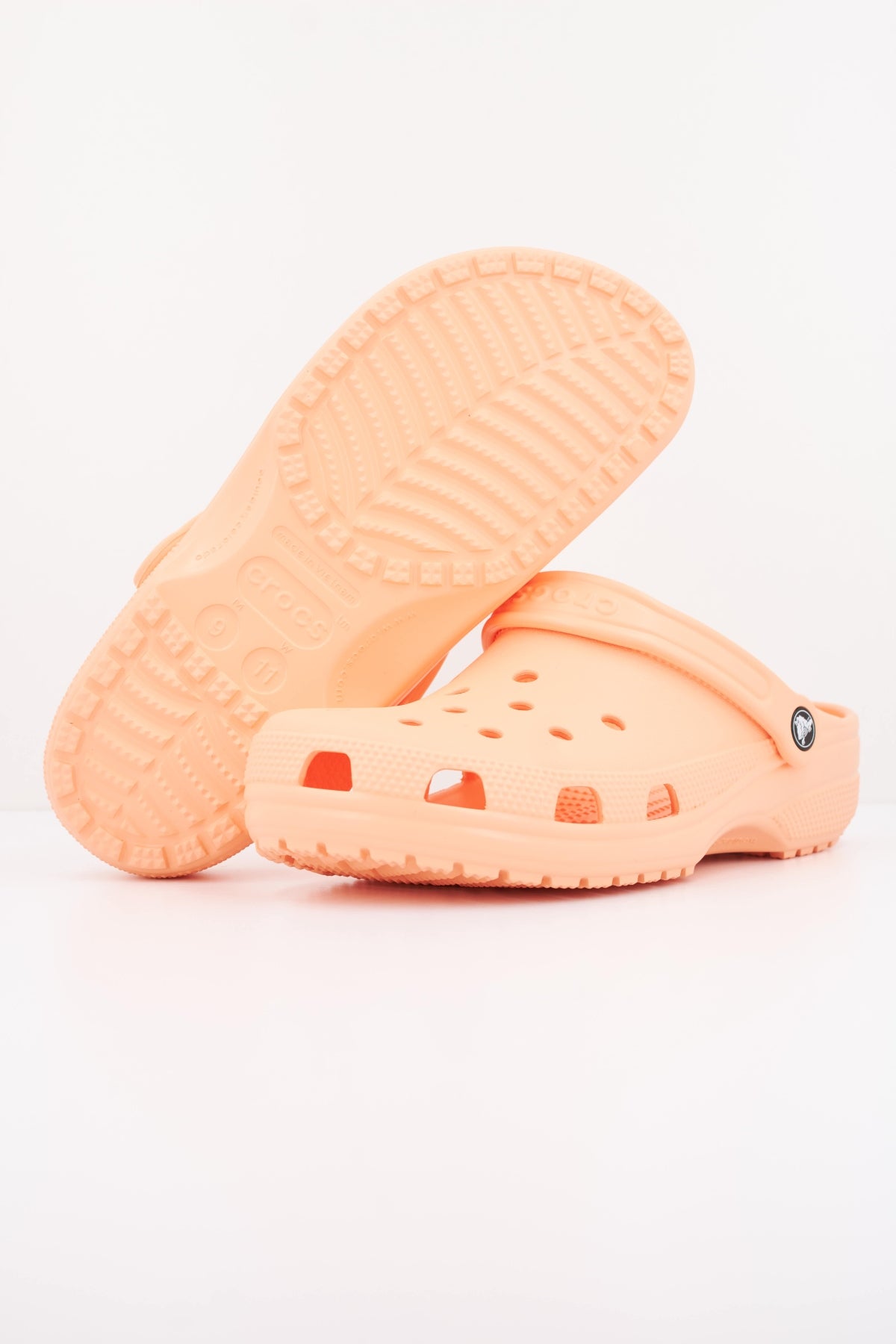 CROCS CLASSIC U en color NARANJA (5)