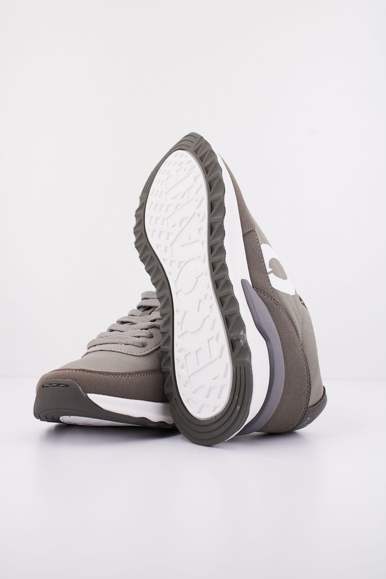 ECOALF CONDEALF en color GRIS (5)