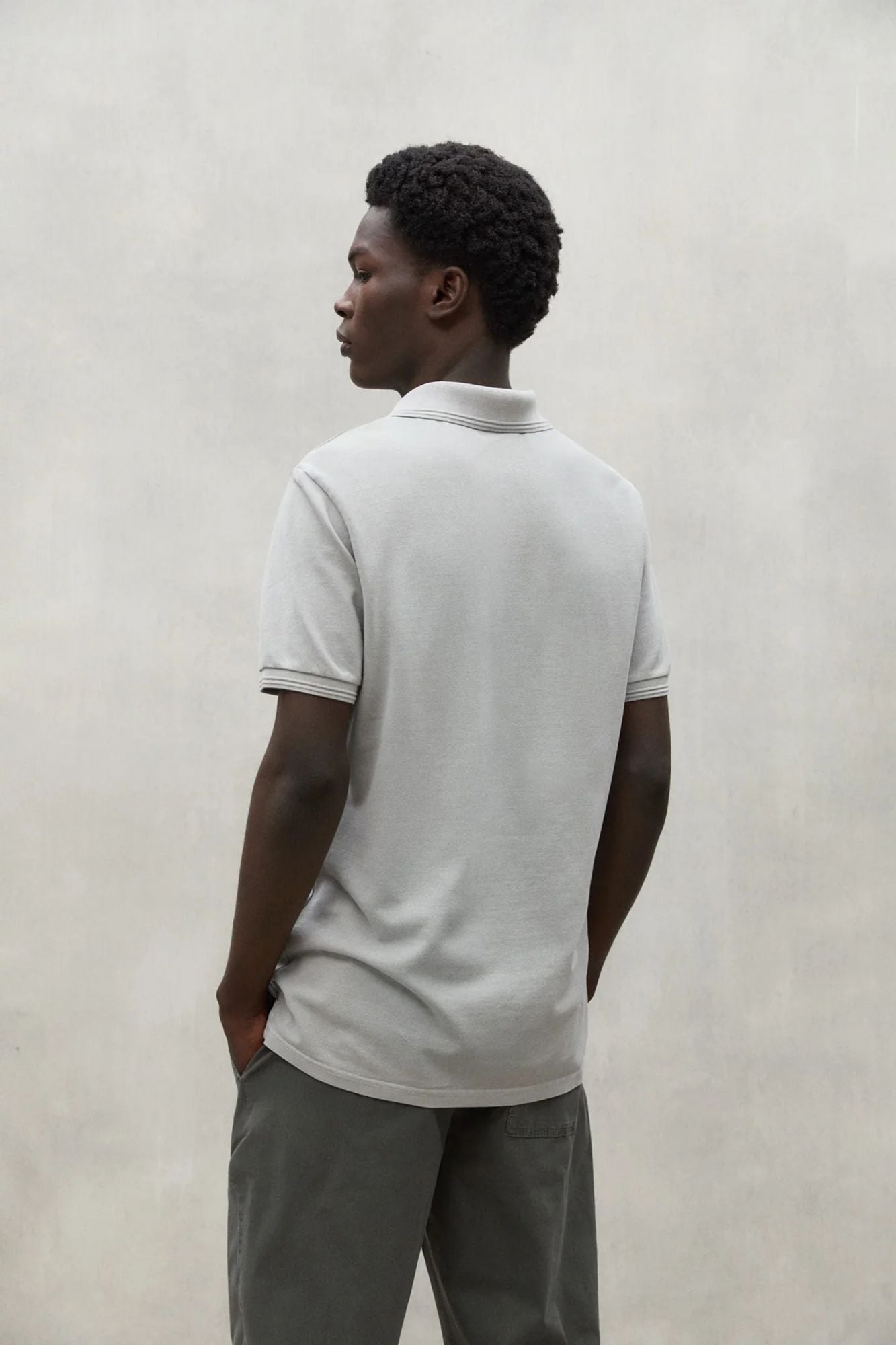 ECOALF ANOALF BECAUSE POLO en color GRIS (3)